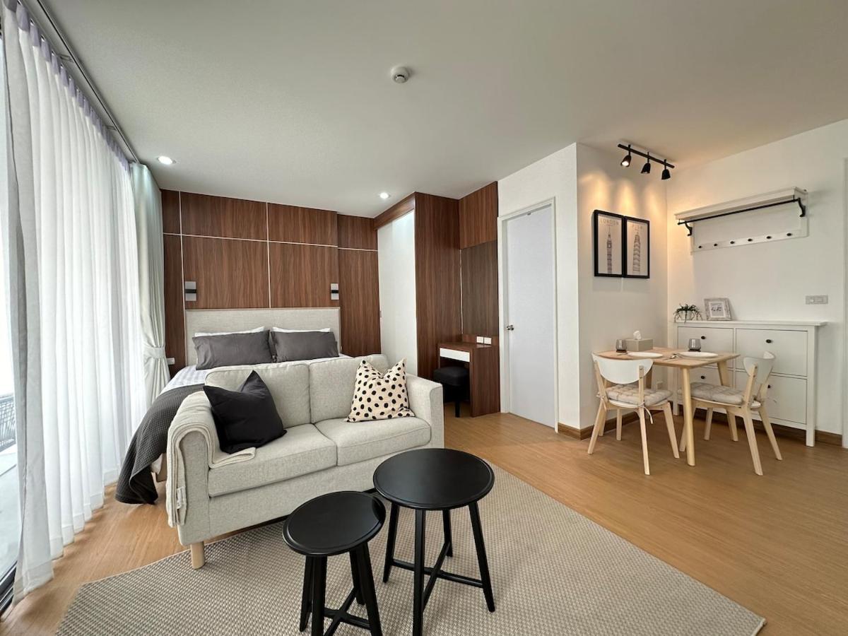 6th Avenue Sukhumvit BKK Two Bedrooms BTS Asok Nana MRT Sukhumvit