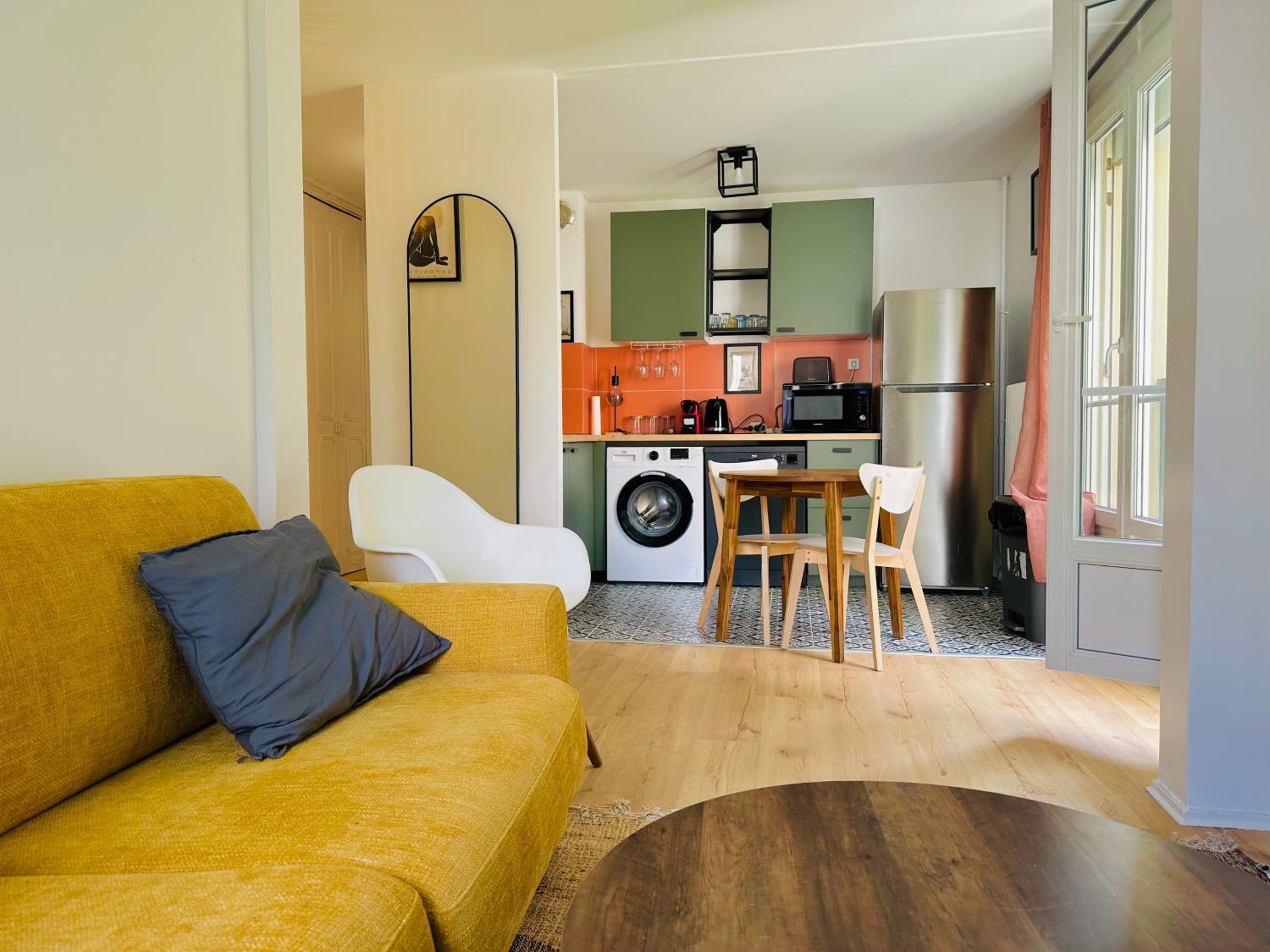 Confort et Verdure 2 Pièces Moderne avec Parking à Domont by Immo Kit Bnb