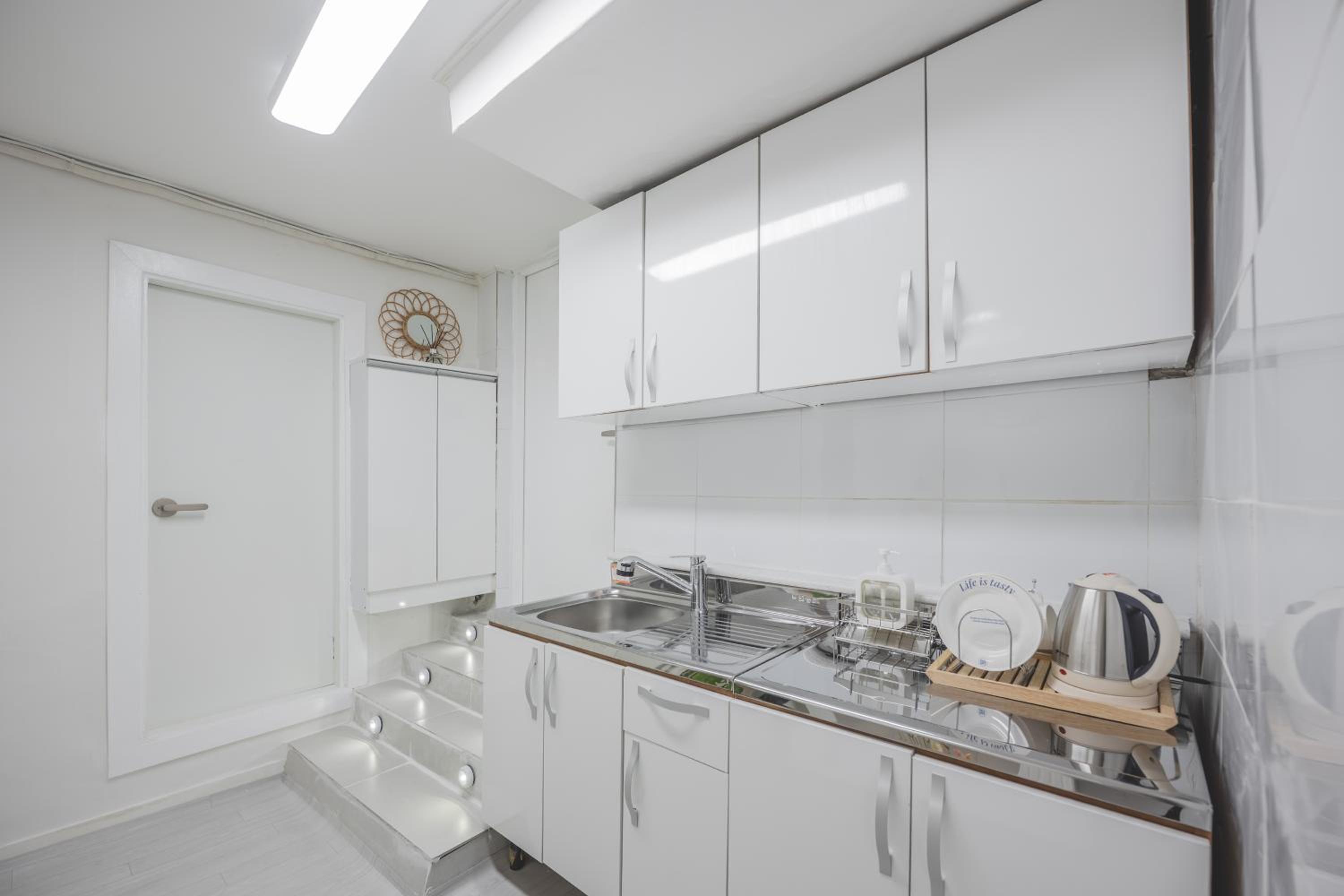 홍대 stay yoo - Hongdae 3min Station Cozy House