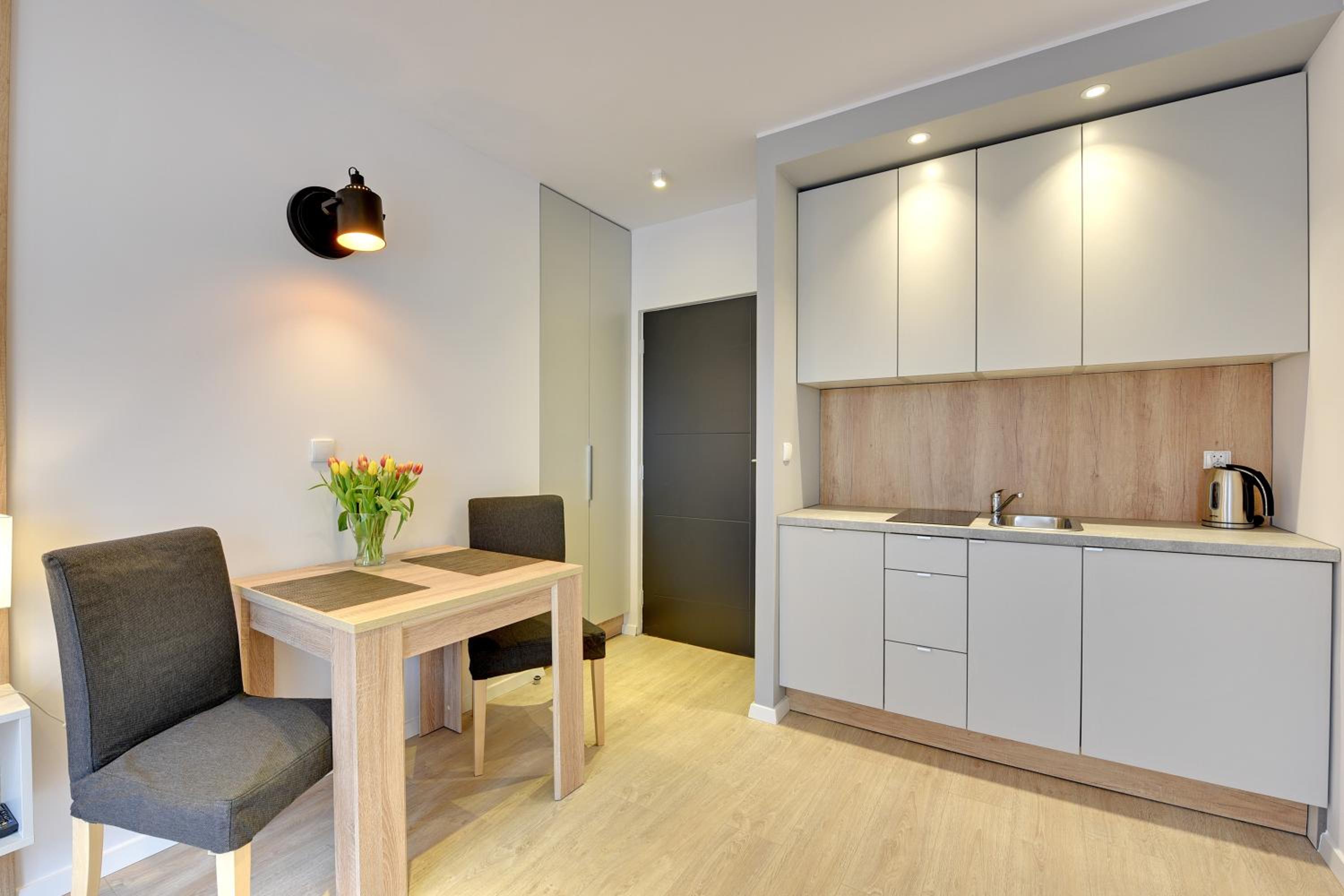 Flatbook - City Center Apartments Studio
