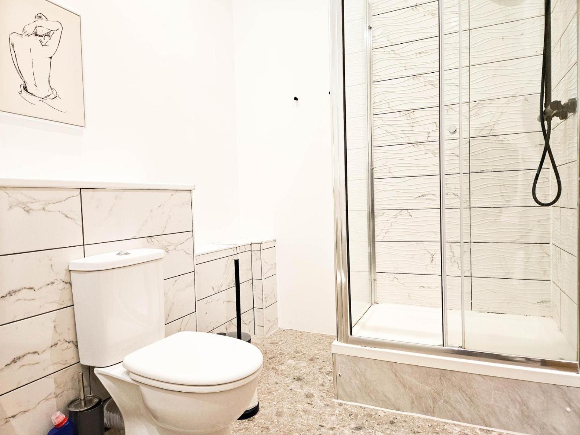 5 Kings Buildings Apartment - Studio - Swansea