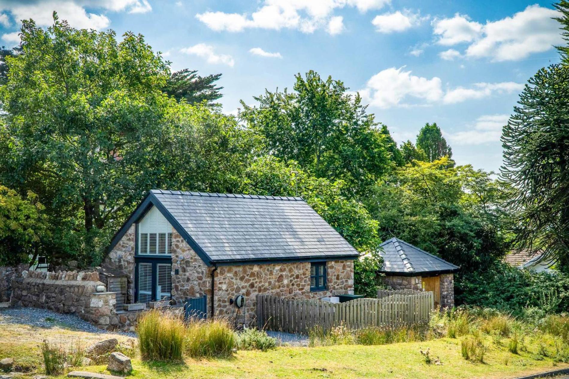 The Old Smithy - 2 Bedroom Cottage - Reynoldston