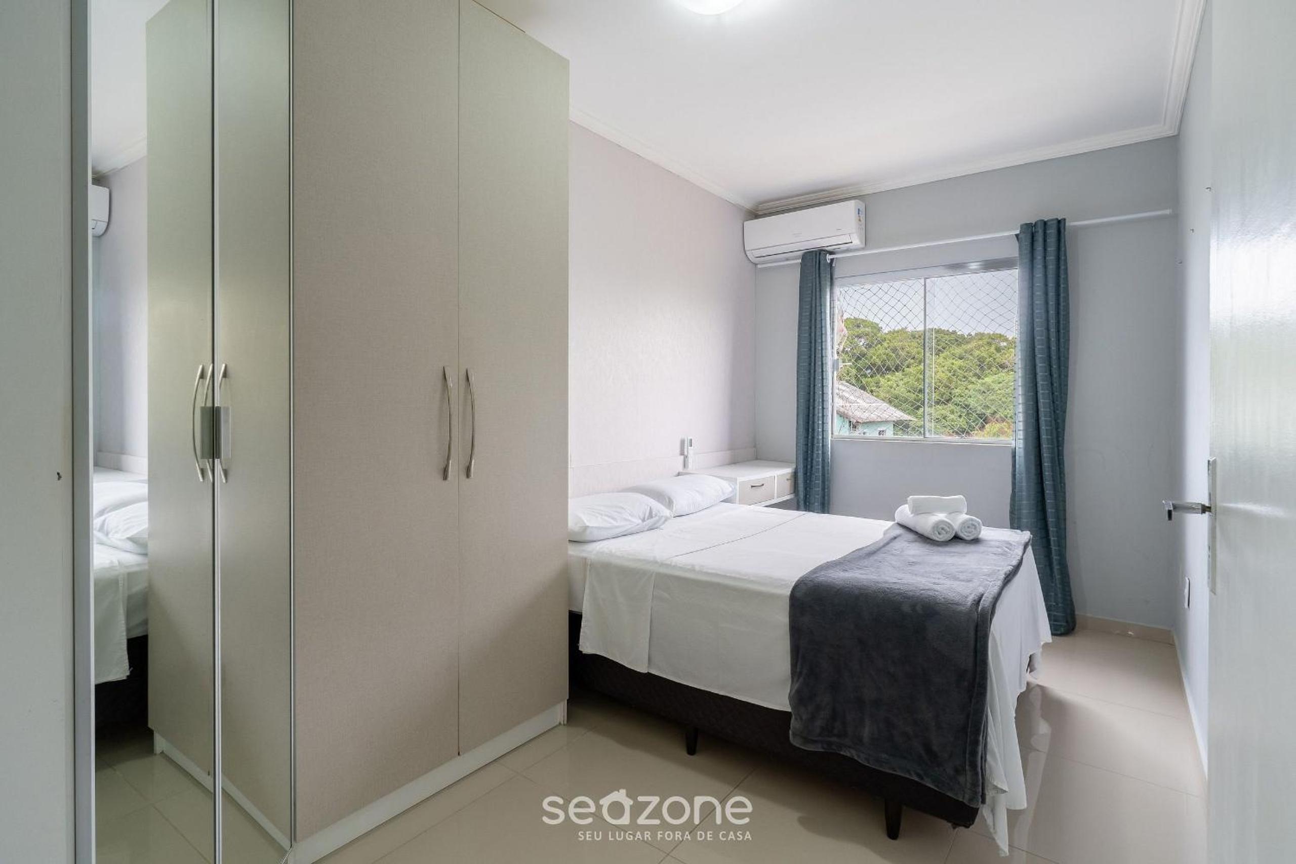 Apartment w/ Barbecue 850m from the Beach ACL0303