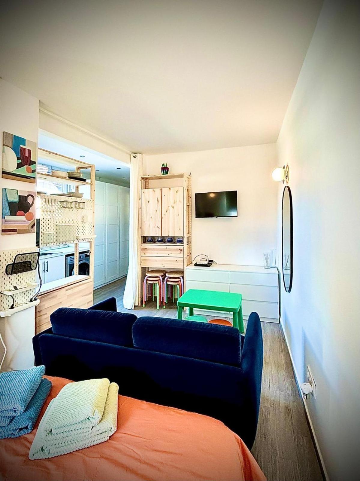 Estudio con terraza en La Línea Centro_ Studio103