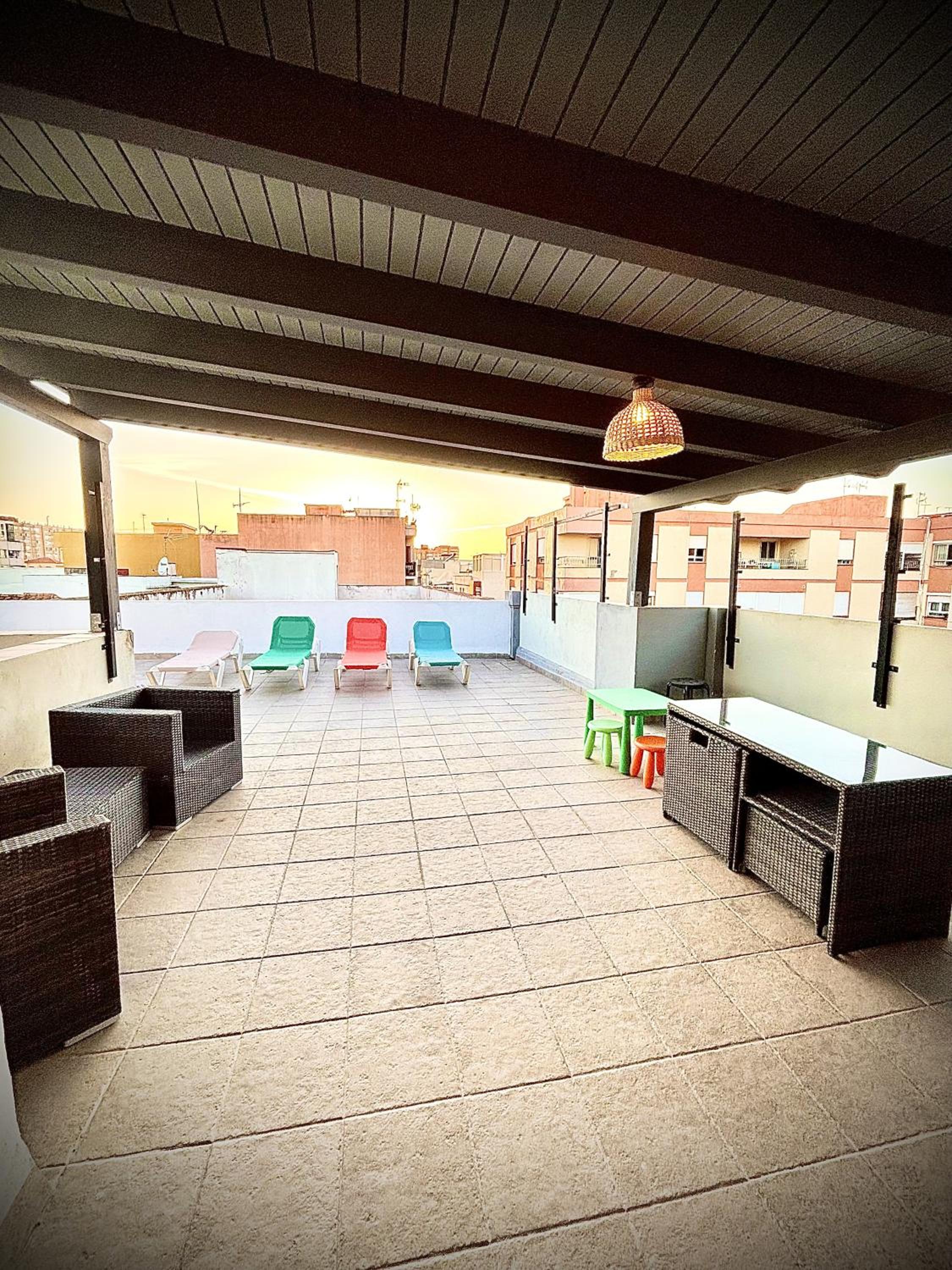 Estudio con terraza en La Línea Centro_ Studio103