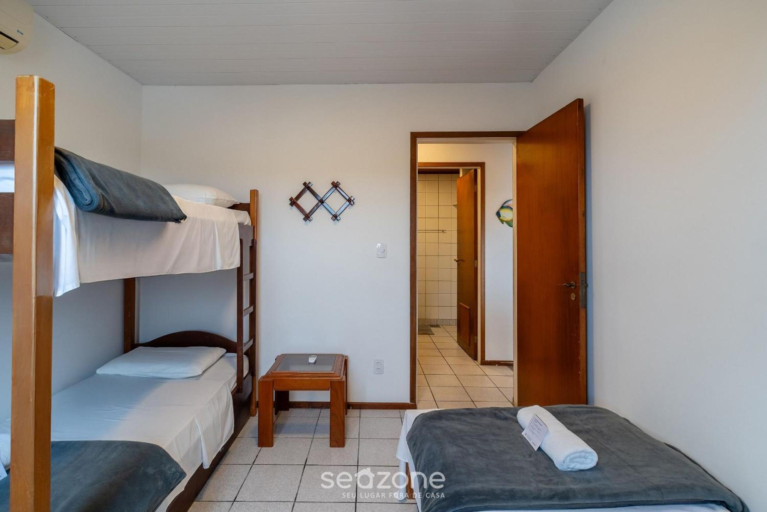 Apt w/ pool & BBQ 150m from the sea - CND0204