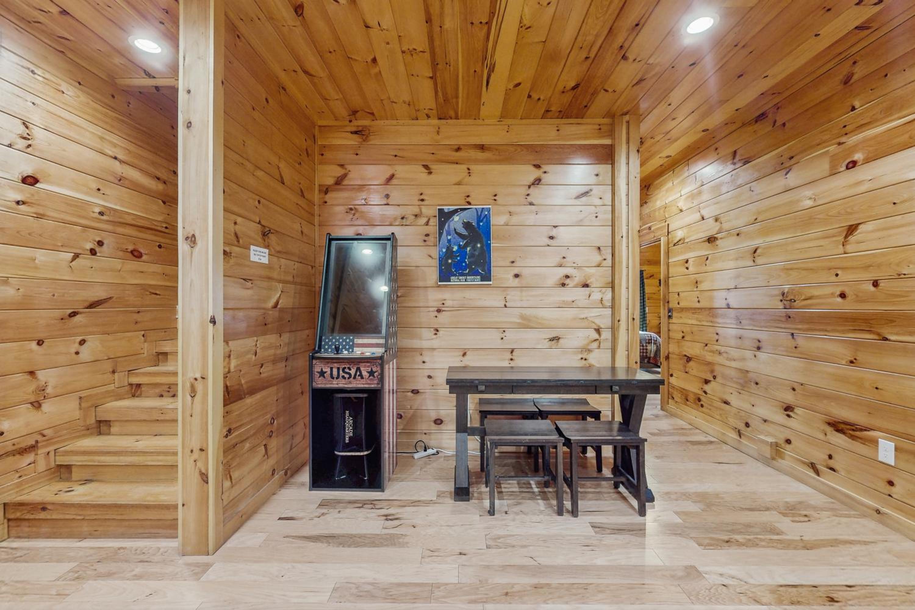Theater and Arcade! Tri-Star Lodge in Gatlinburg