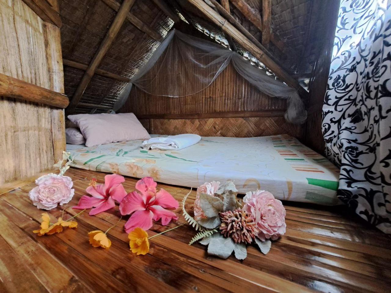 Pet-Friendly Tagaytay Retreat Country Nipa Huts
