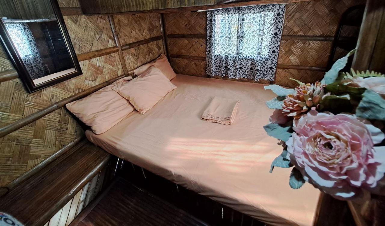 Pet-Friendly Tagaytay Retreat Country Nipa Huts