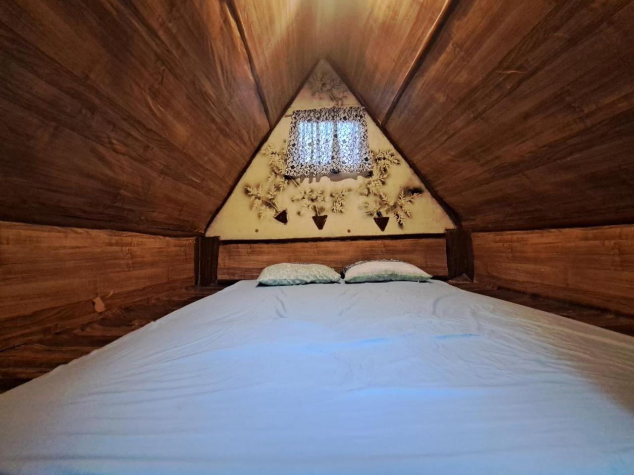 Pet-Friendly Tagaytay Retreat Country Nipa Huts