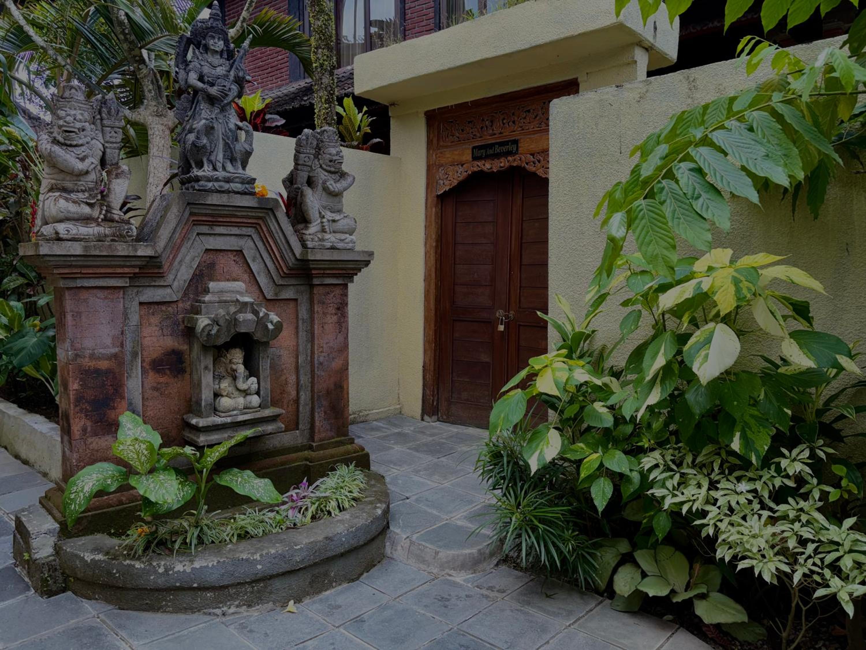 Blue Lotus Ubud