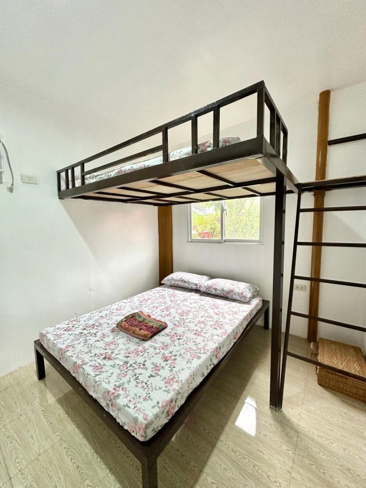 Pet-Friendly Tagaytay Retreat Country Nipa Huts