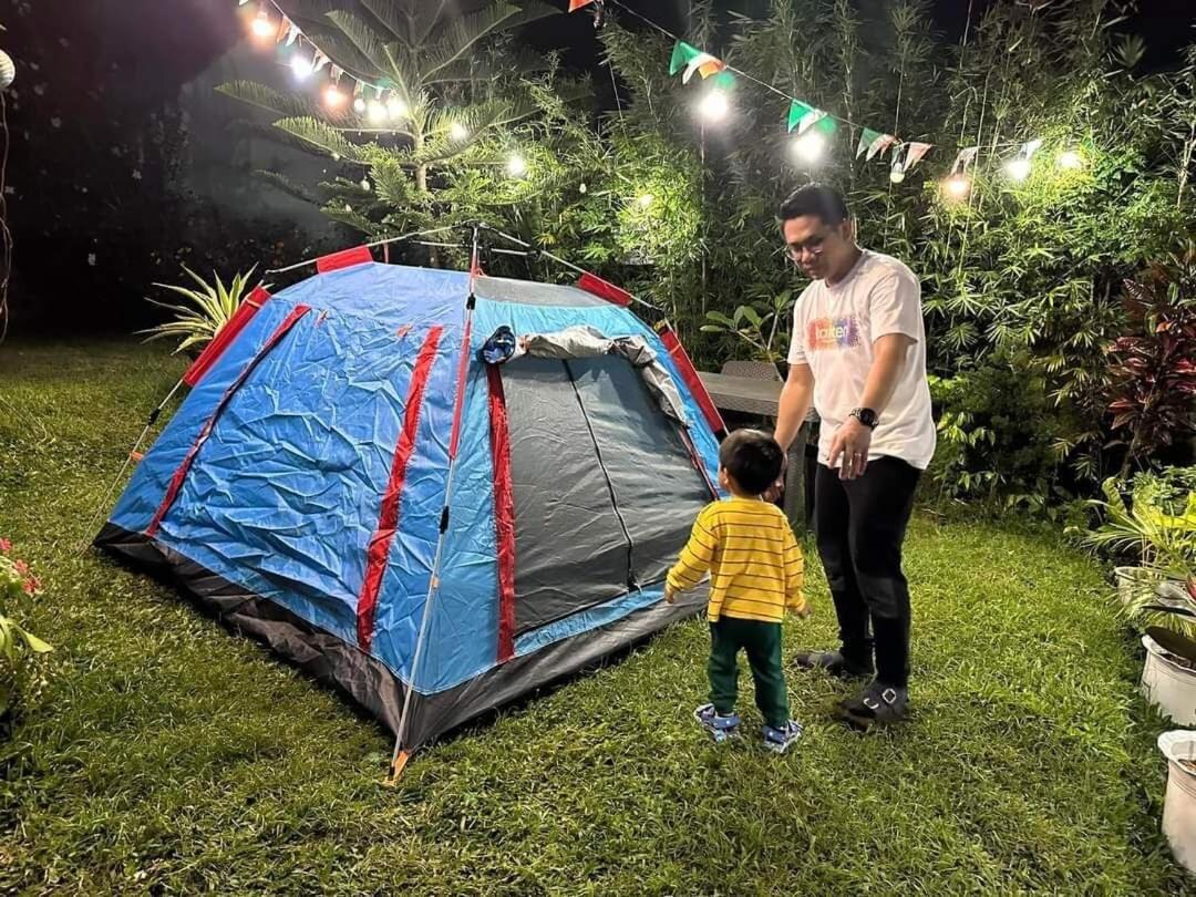 Pet-Friendly Tagaytay Retreat Country Nipa Huts