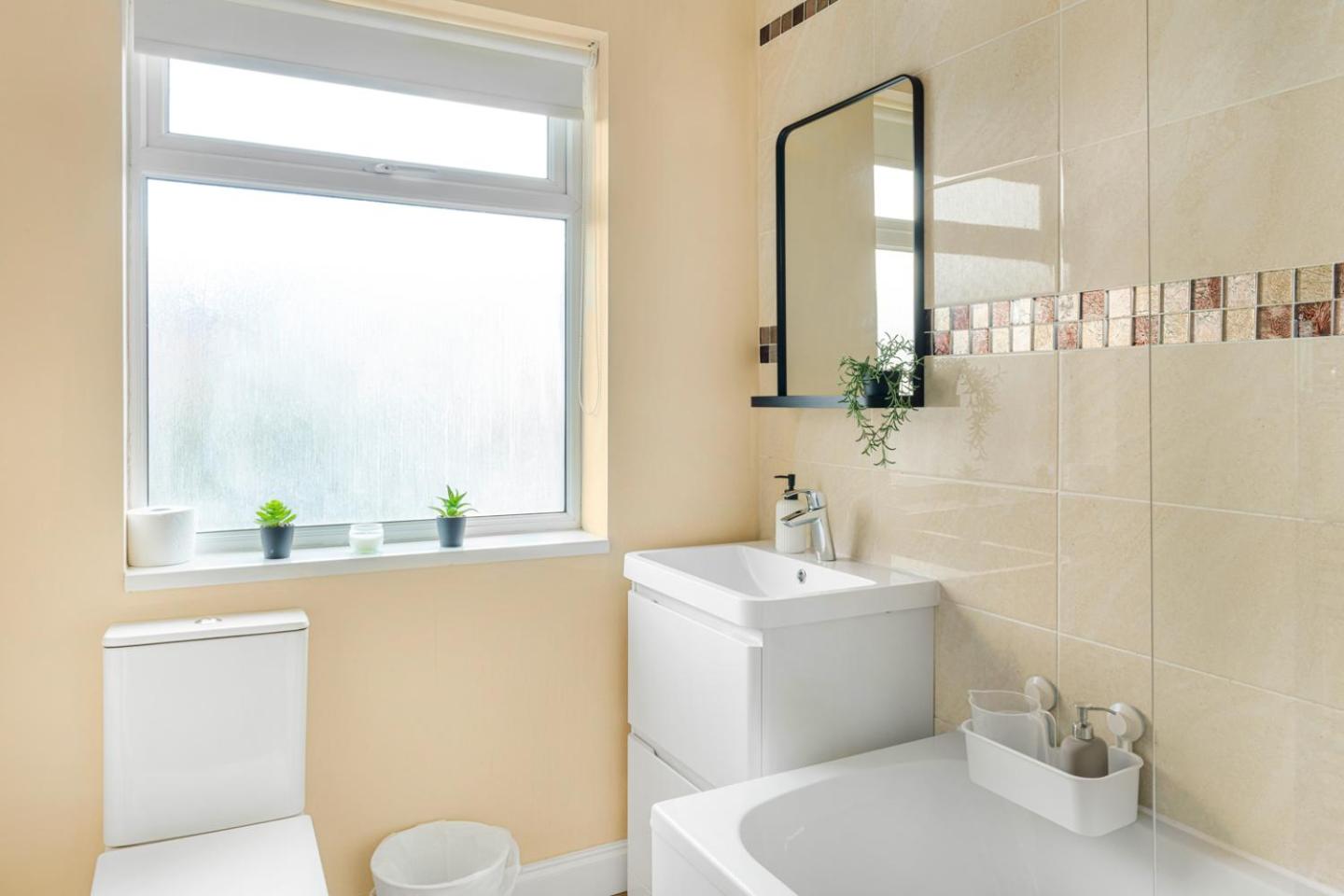 Rosewick Villa Ideal for Families n Professionals