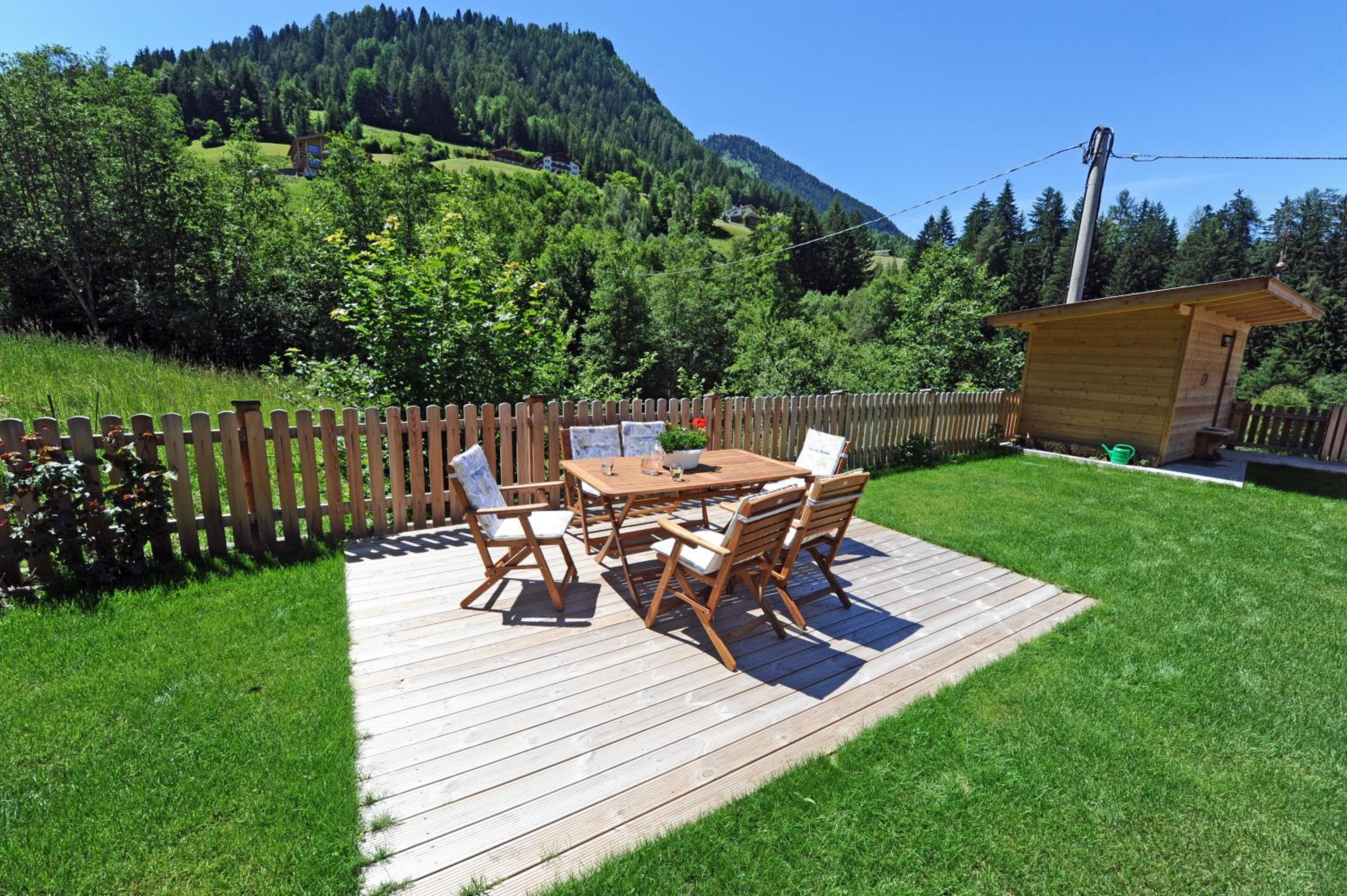 Apartments Cesa Leni