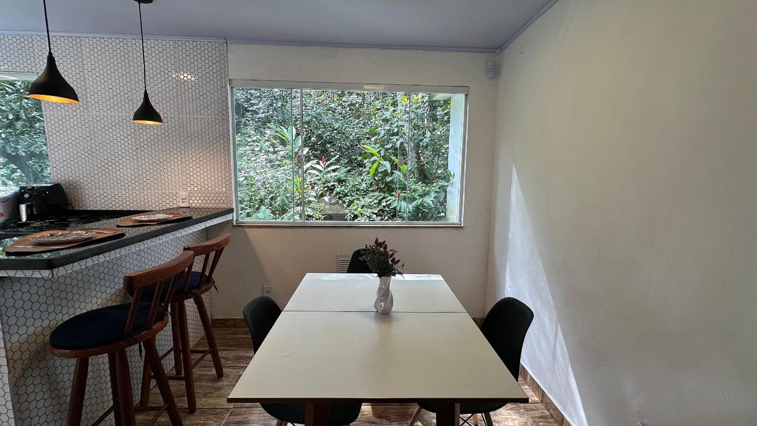 Mountain House - Life and Privacy, 4 guests