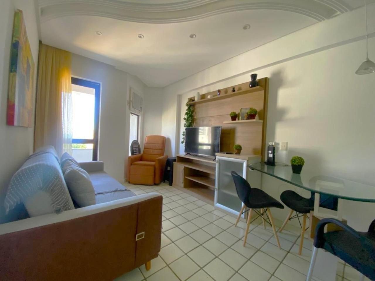 Apt with balcony in a condo with pool ACI0320