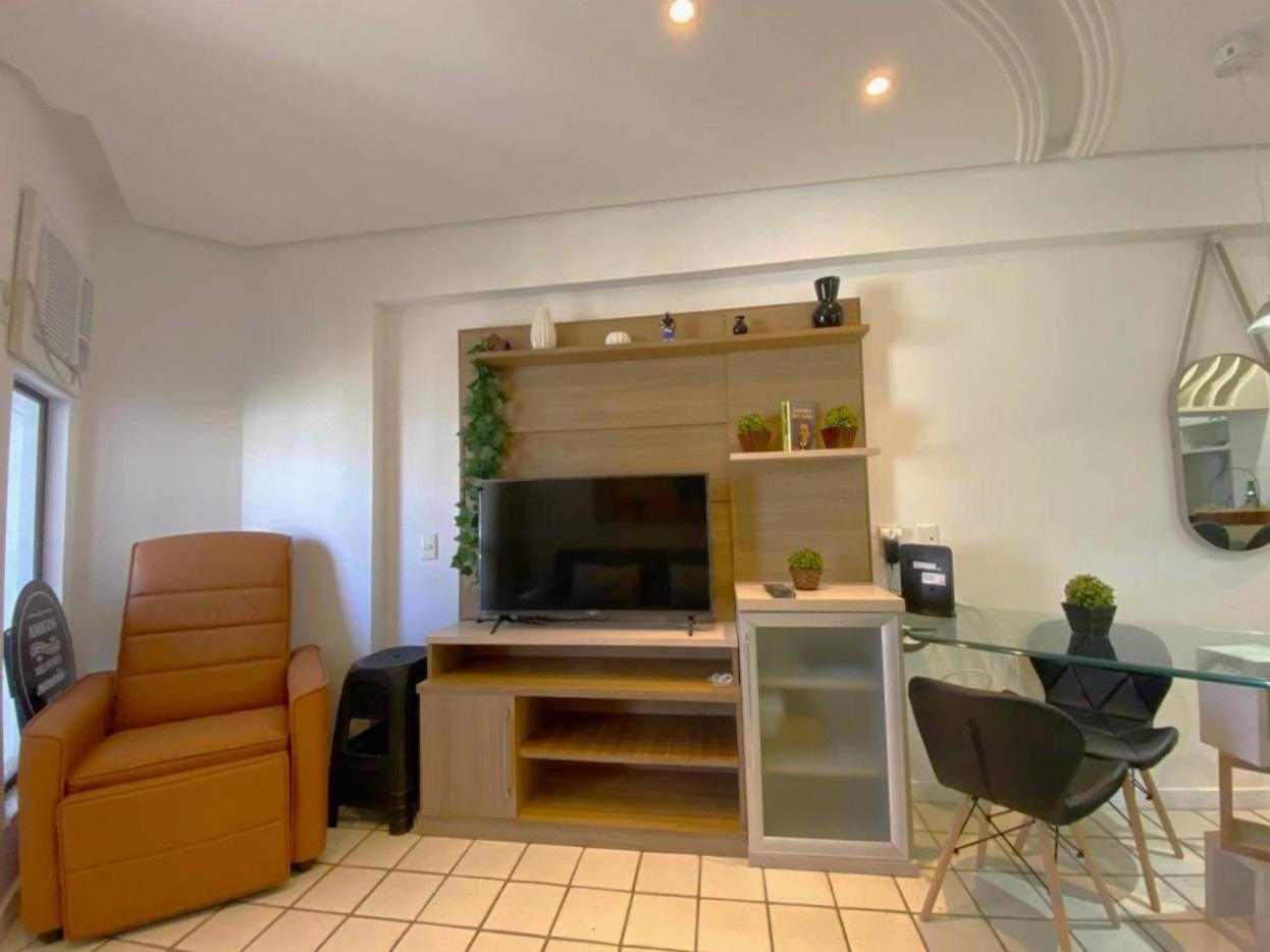 Apt with balcony in a condo with pool ACI0320