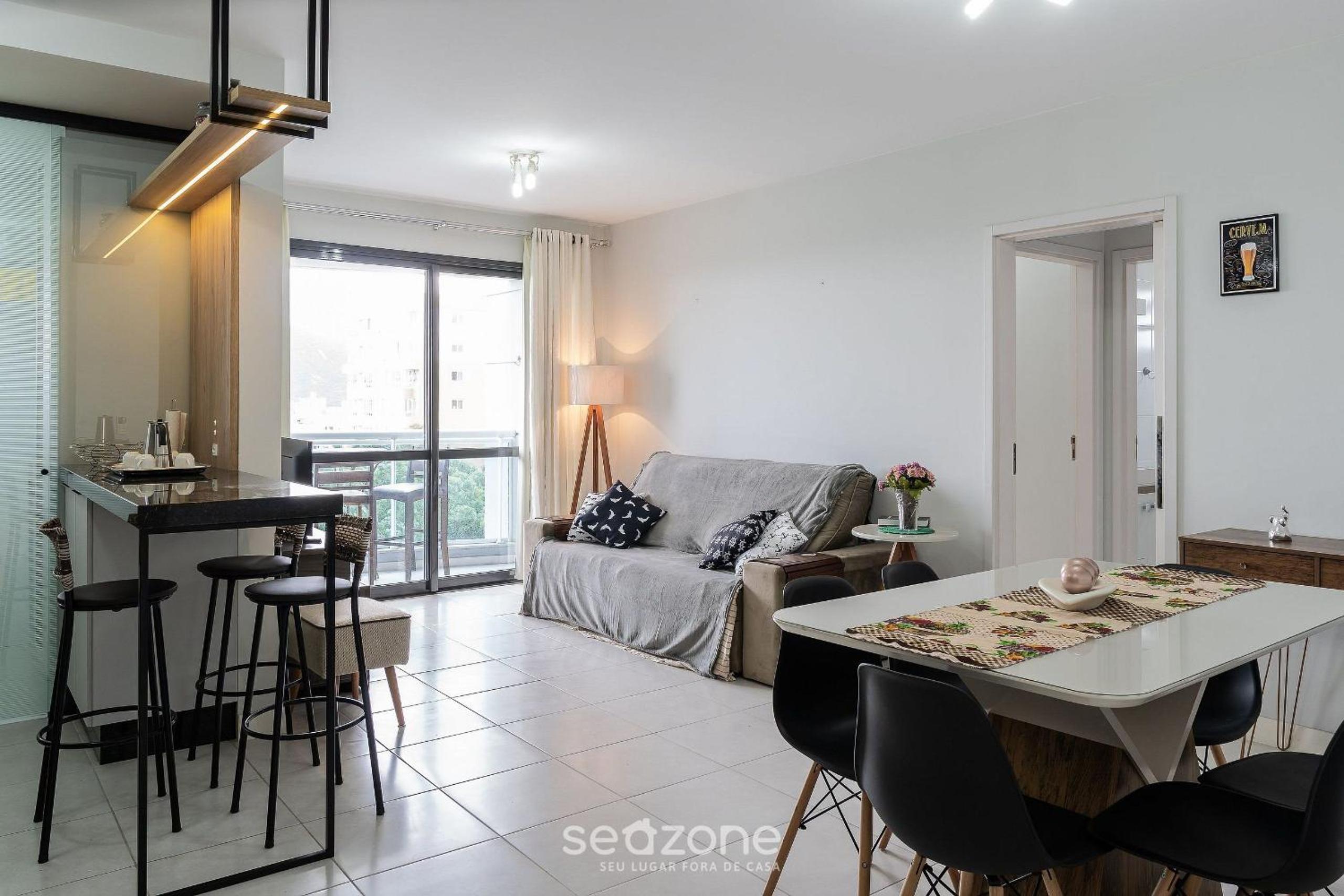 Apt w/balcony and BBQ 500m from the beach RML605