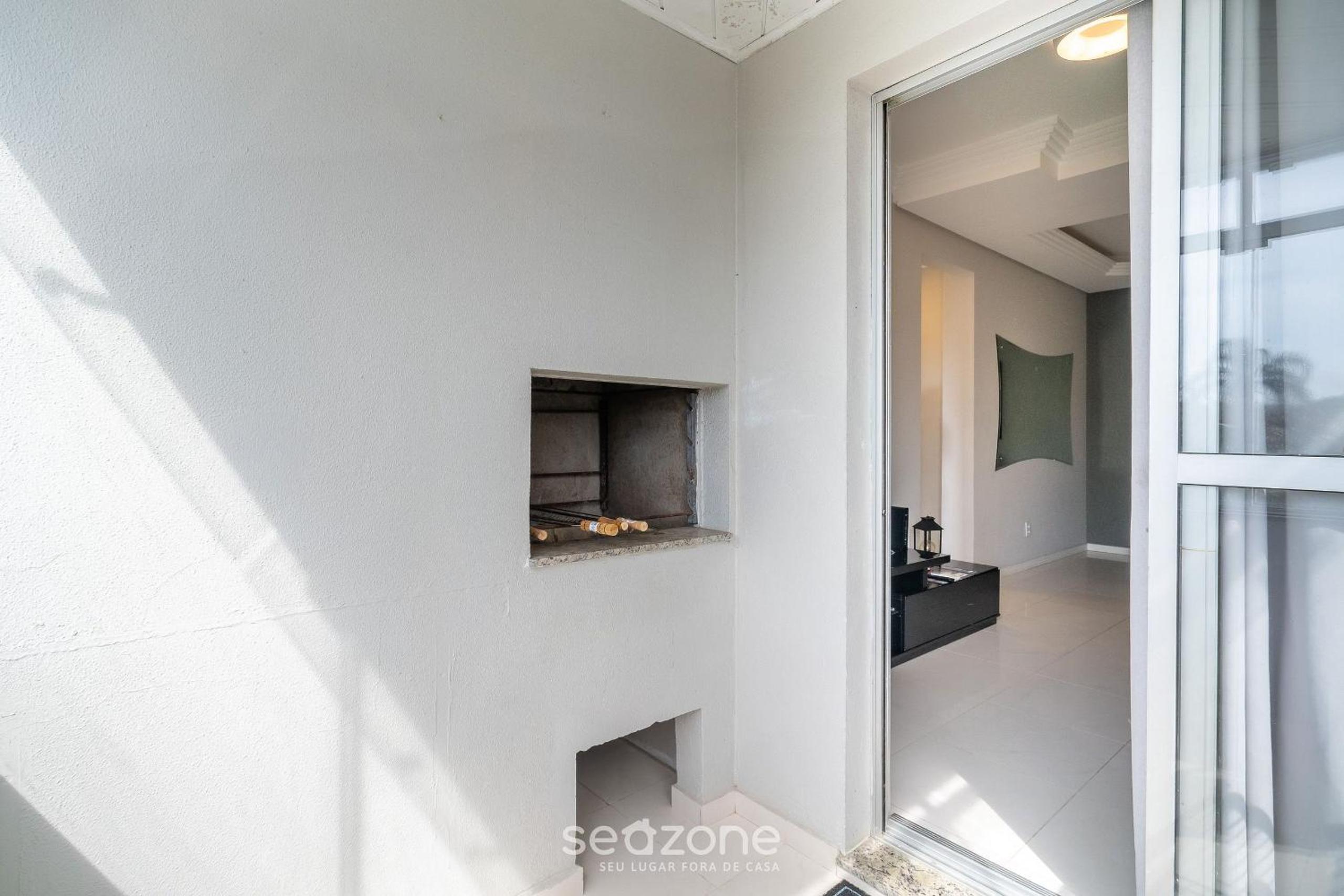 2-Bedr Ap w/ Barbecue 650m from the Beach ESP0301