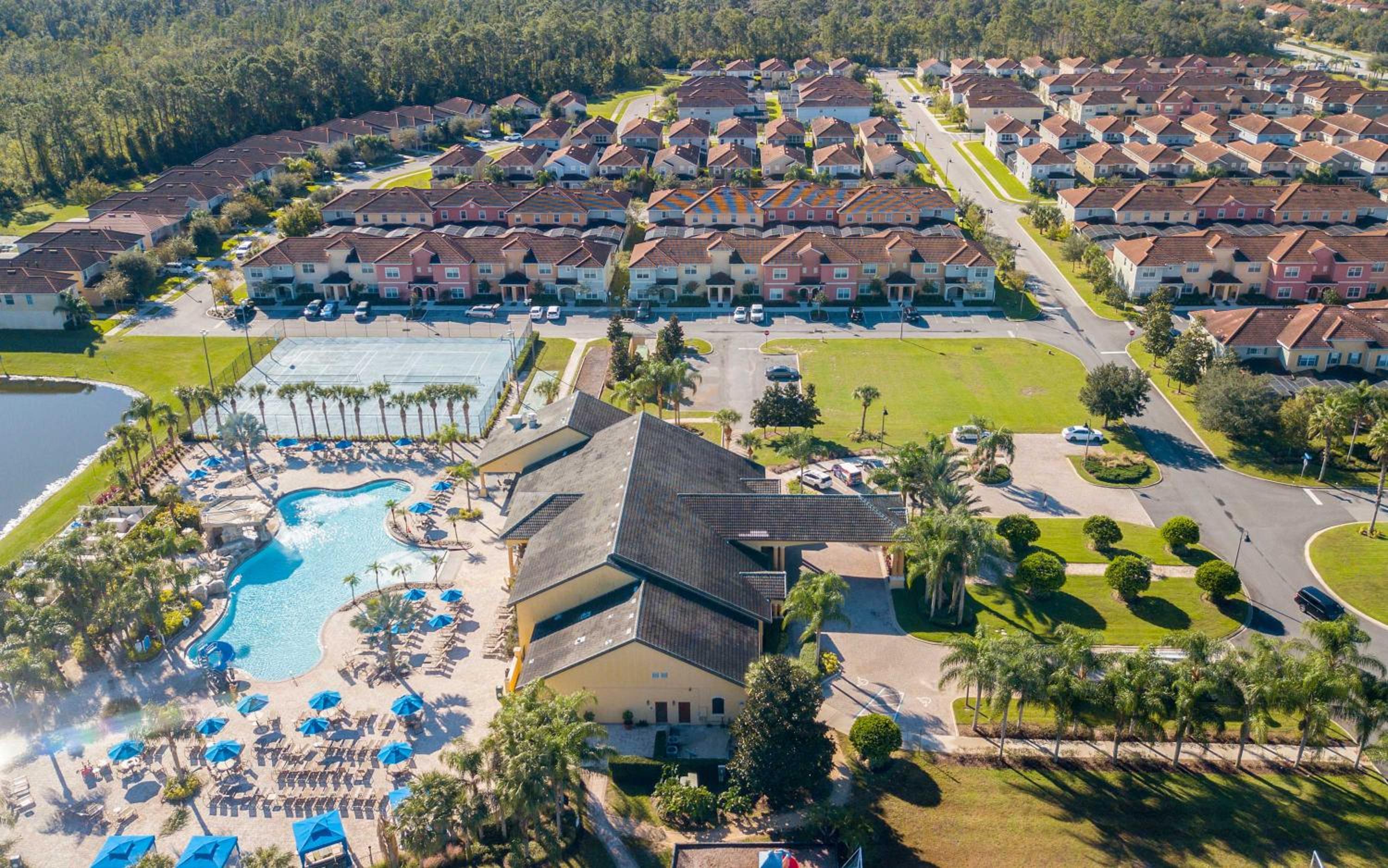Themed 5Bd Paradise Palms Close to Disney w Pool 8951