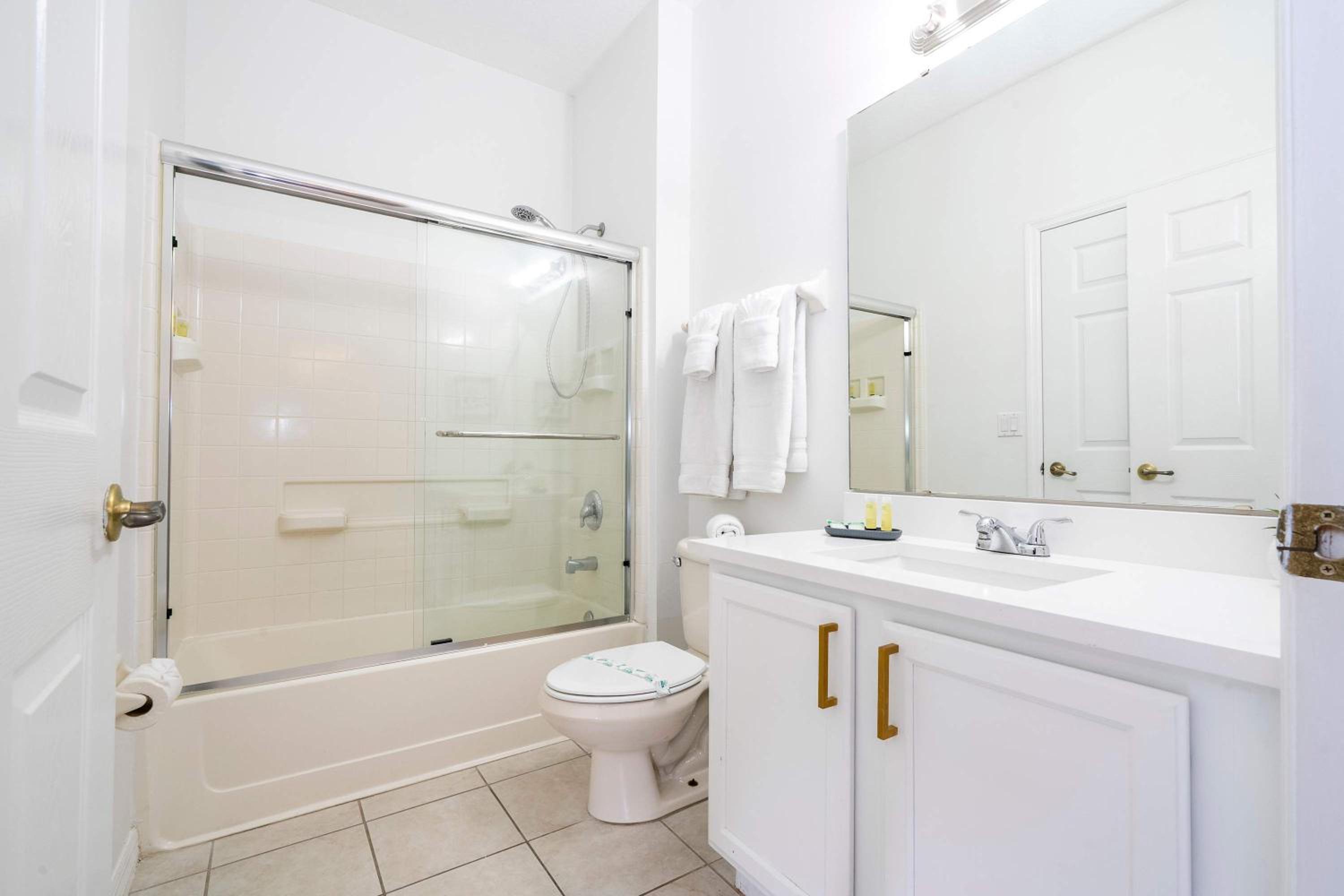 Gorgeous 4Bd w Pool at Encantada Resort 8523