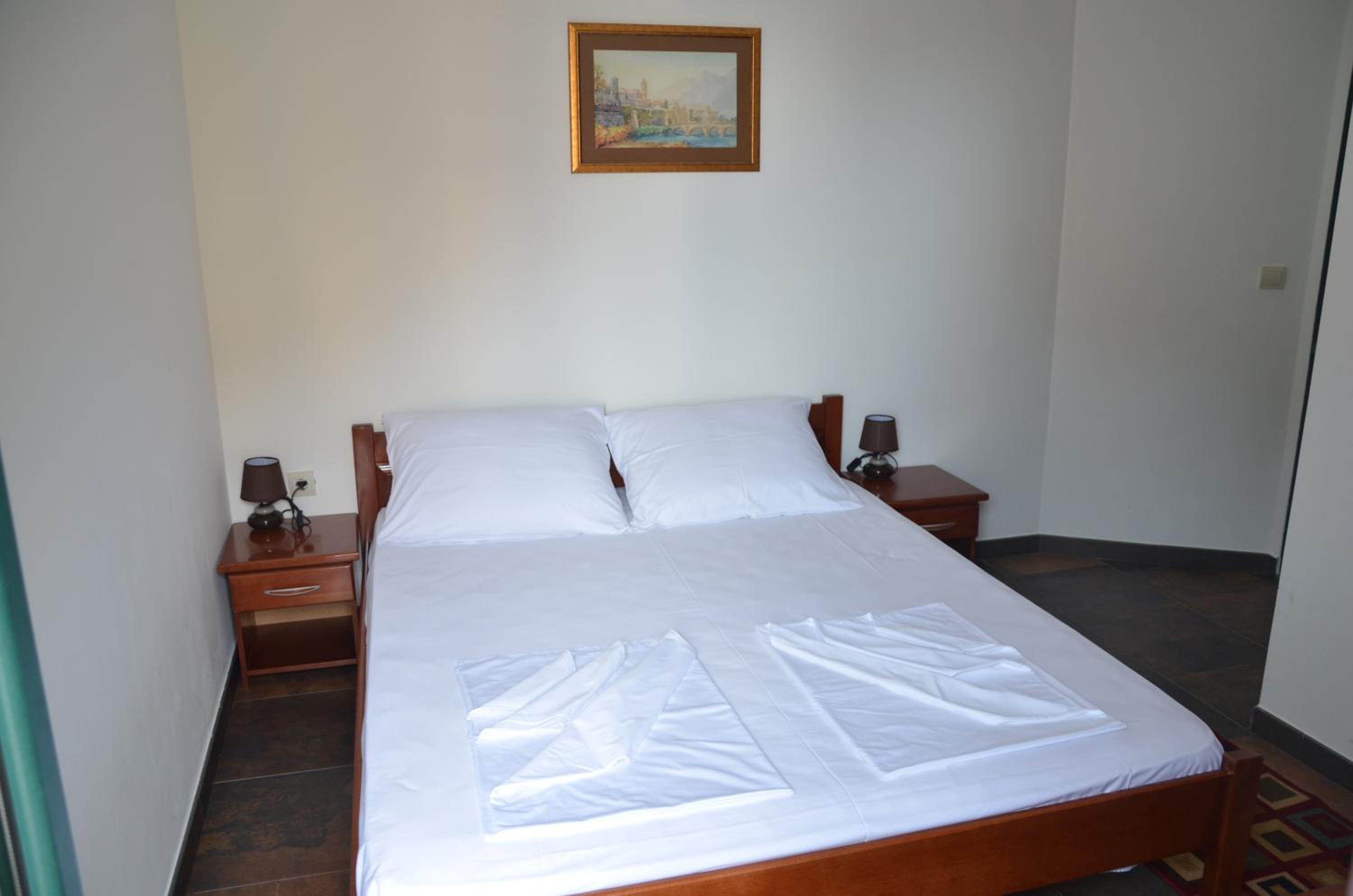 Lero Apartments