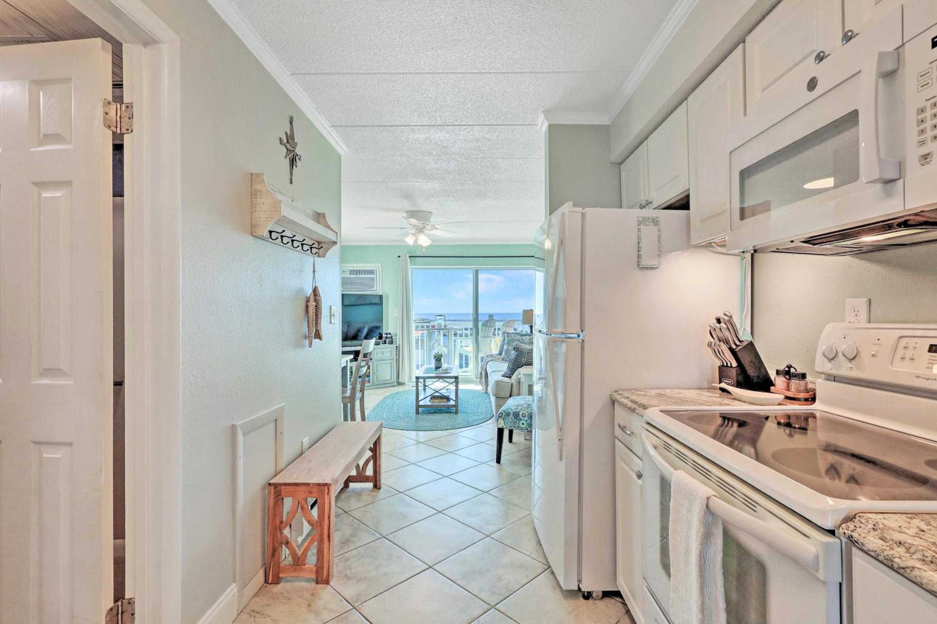 BeachBox II - The One with Panoramic Inlet Views - Couple's Corner - Assateague House 411