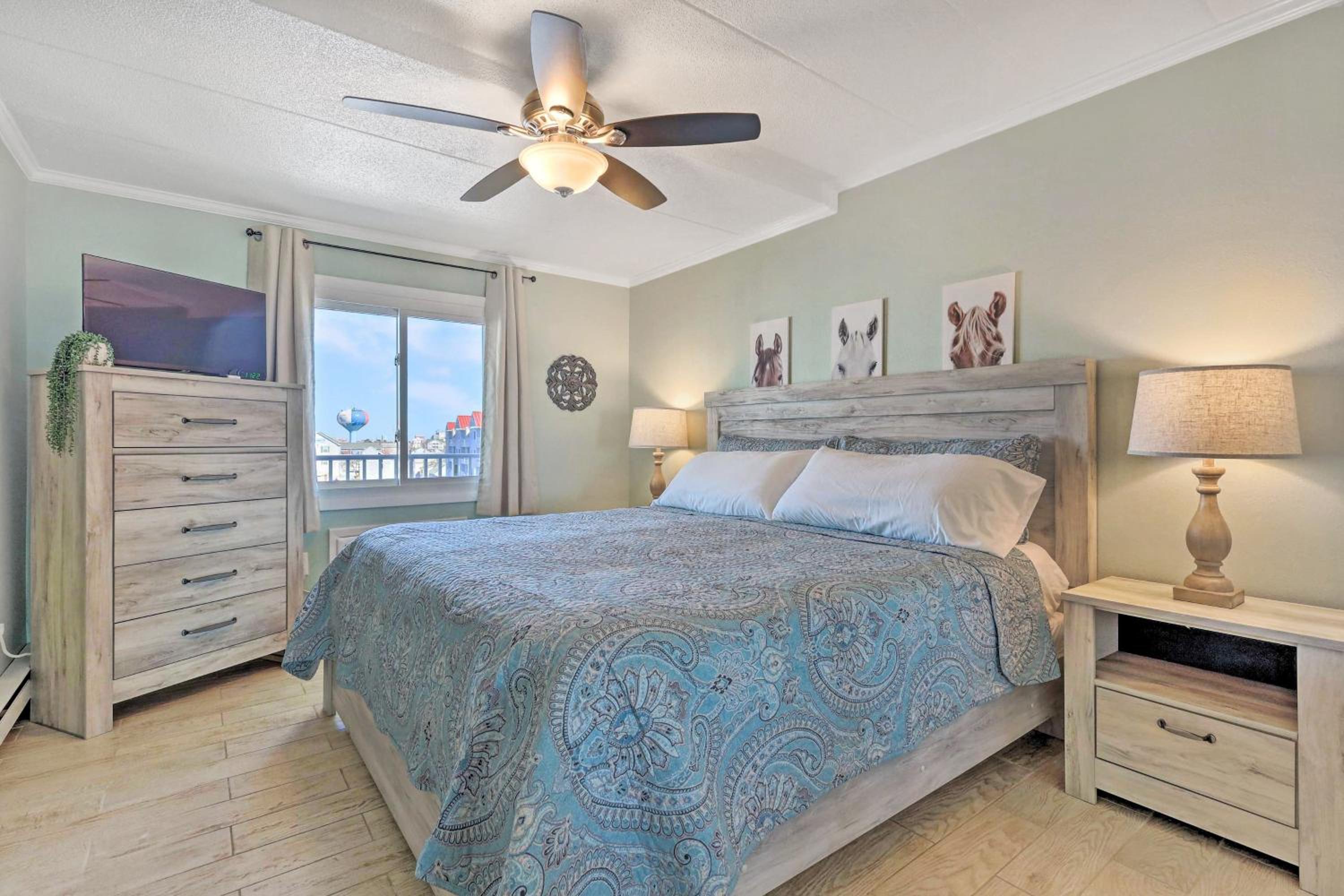 BeachBox II - The One with Panoramic Inlet Views - Couple's Corner - Assateague House 411