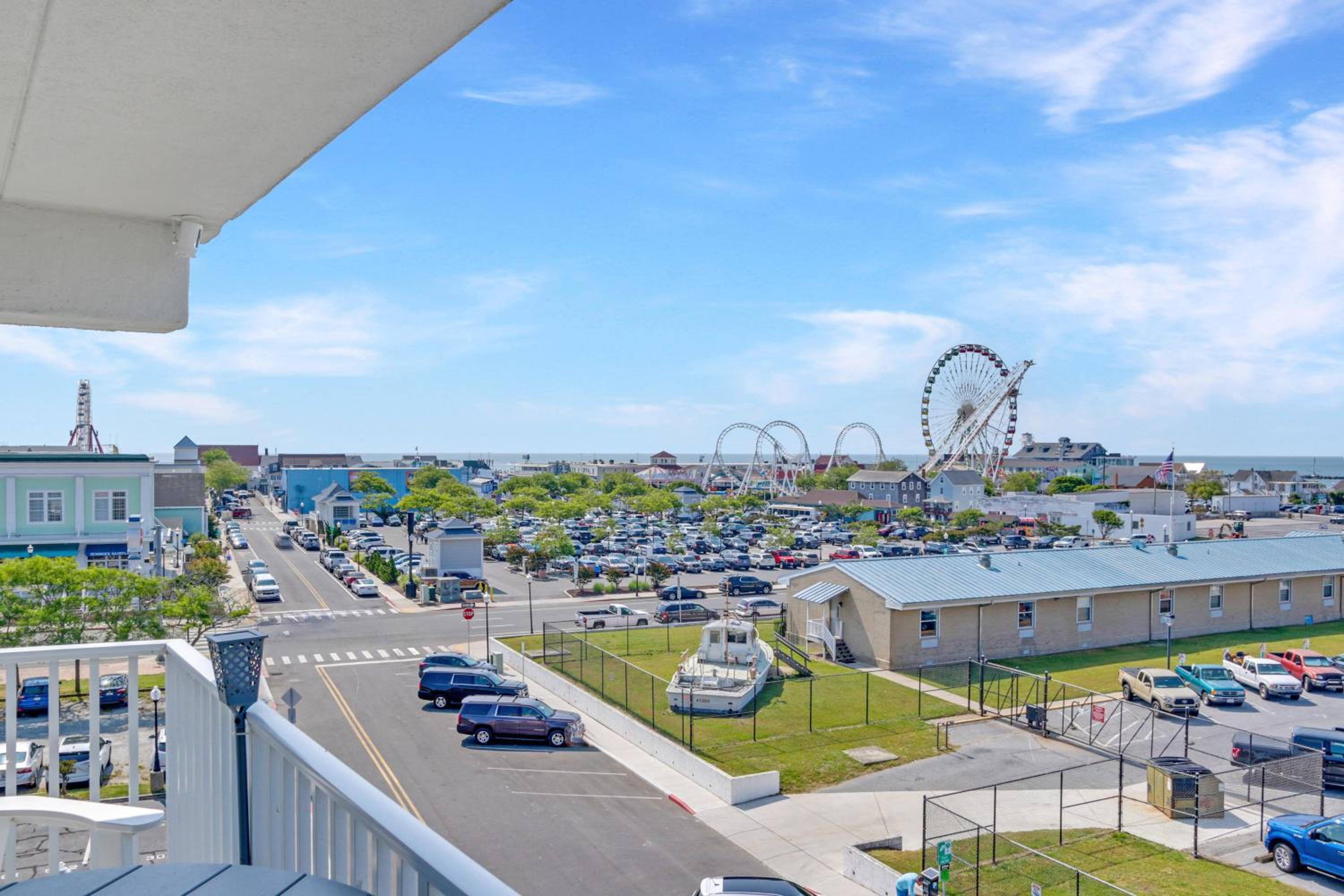 BeachBox II - The One with Panoramic Inlet Views - Couple's Corner - Assateague House 411