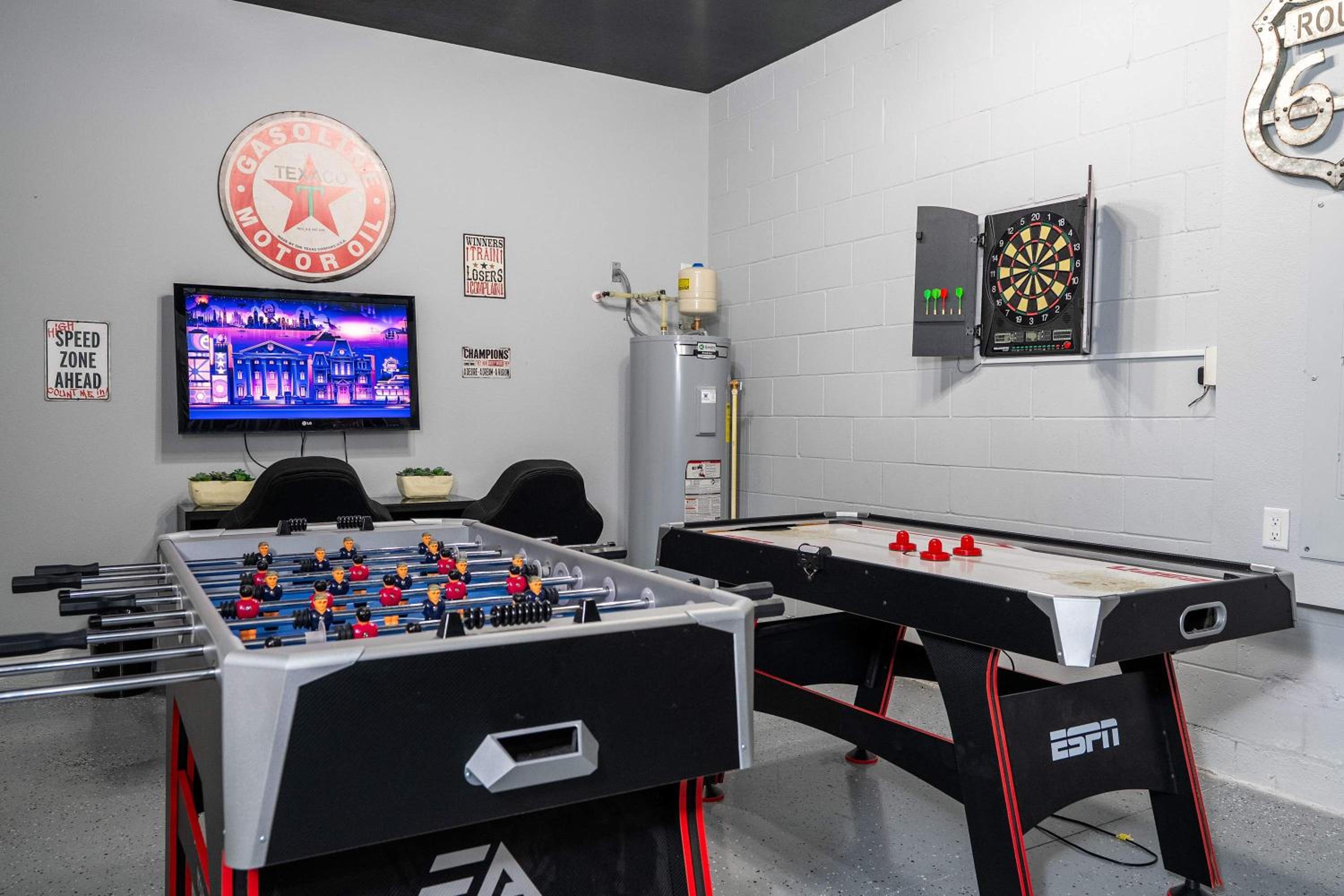 Stunning 4Bd w Pool Gameroom Solara Resort 9008