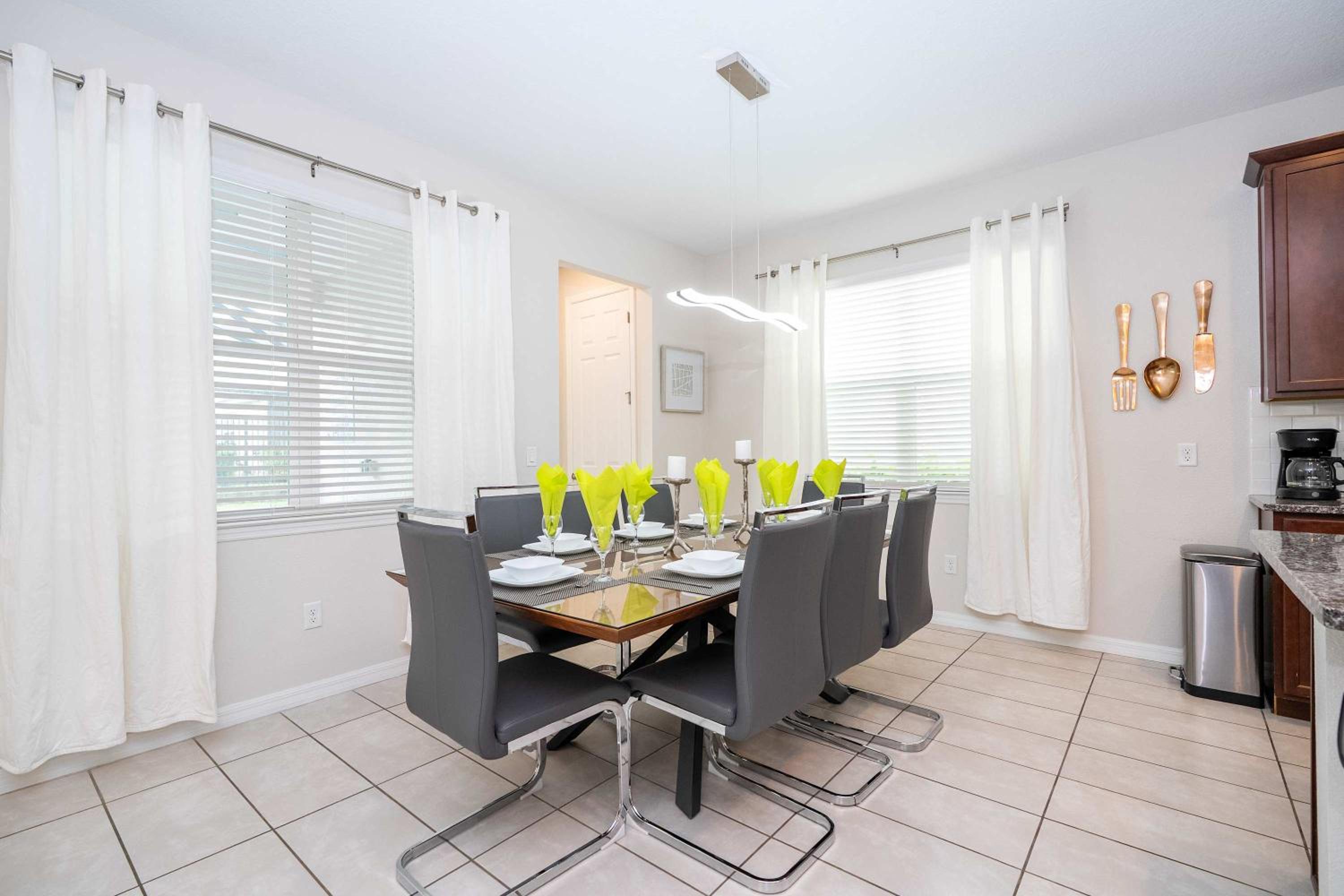 Stunning 4Bd w Pool Gameroom Solara Resort 9008