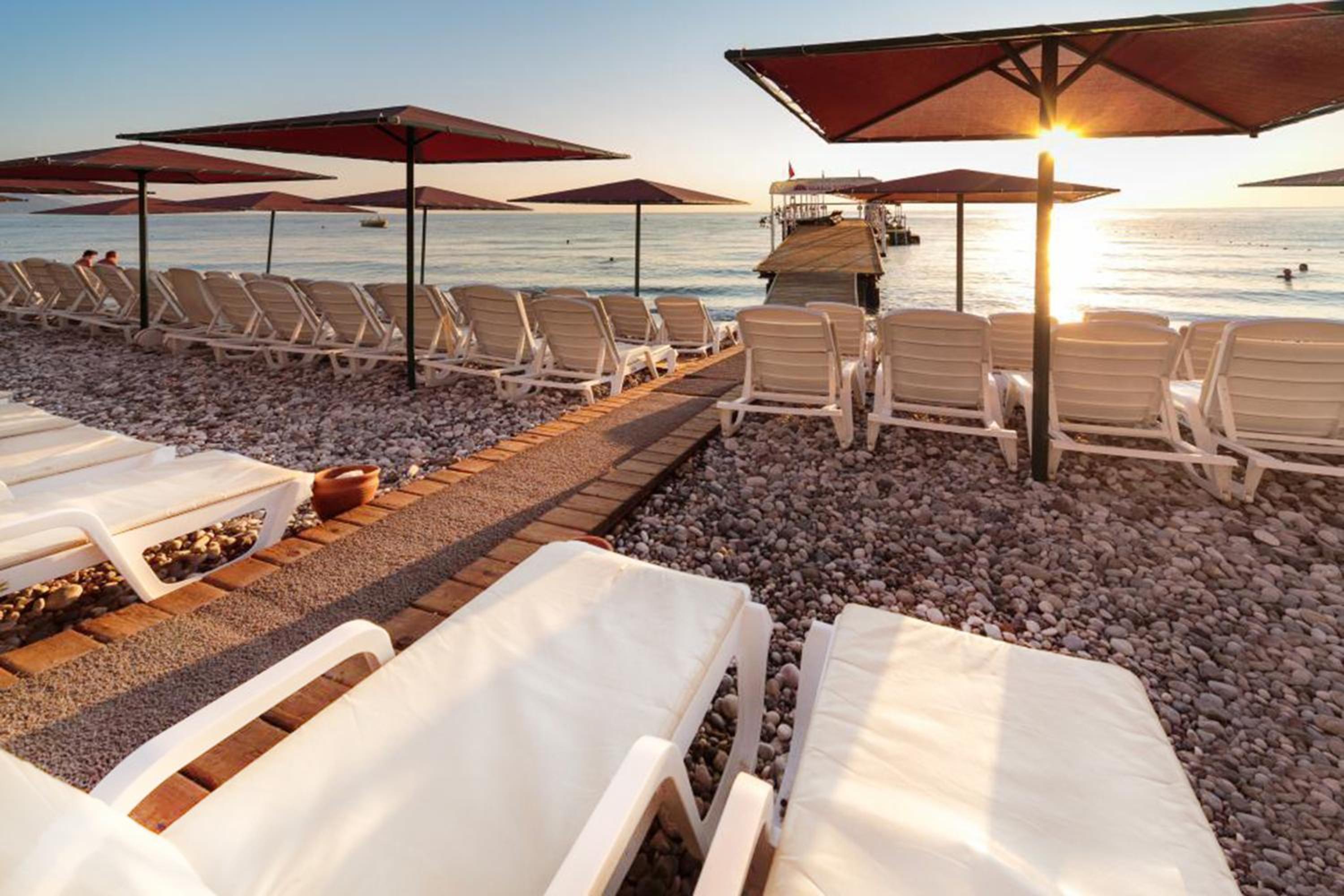 Golden Lotus Hotel - Image 7