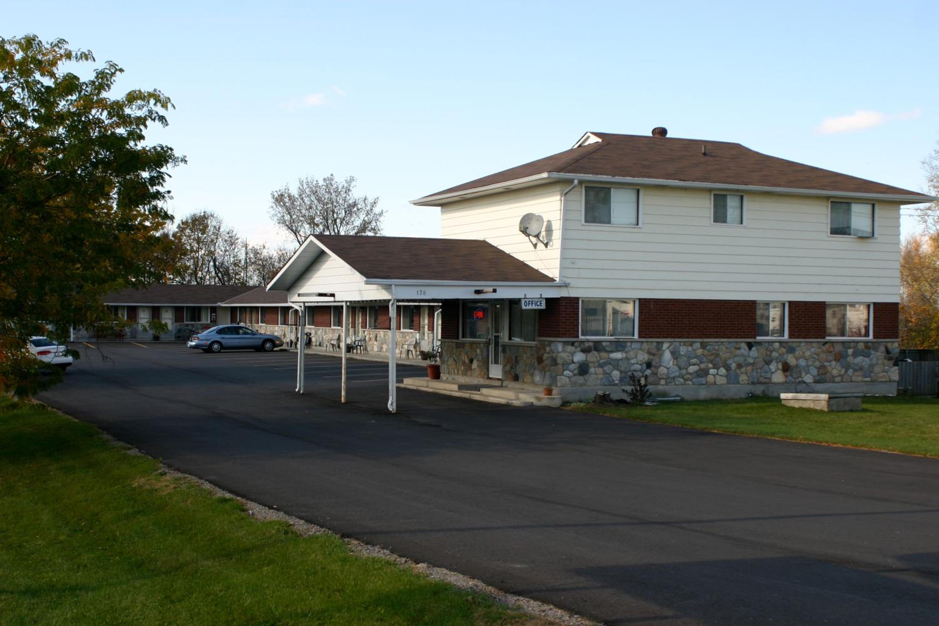 Photo 16