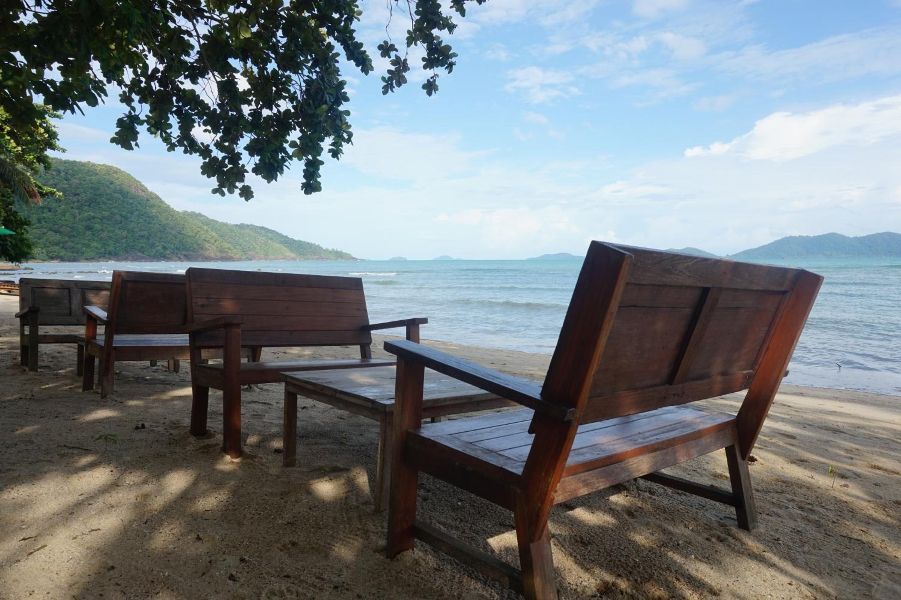 The Tropical Beach Resort