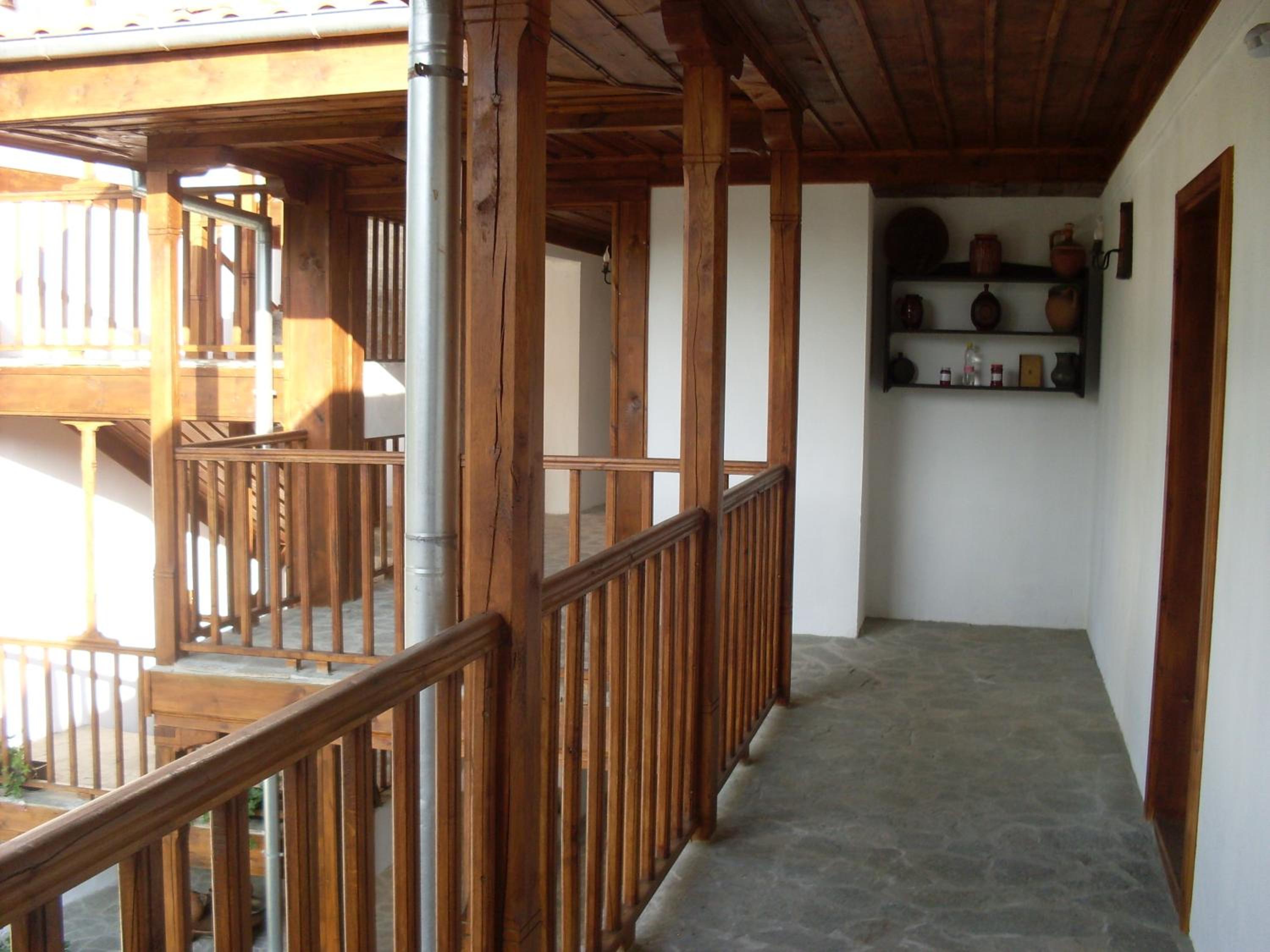 Tsutsovi House