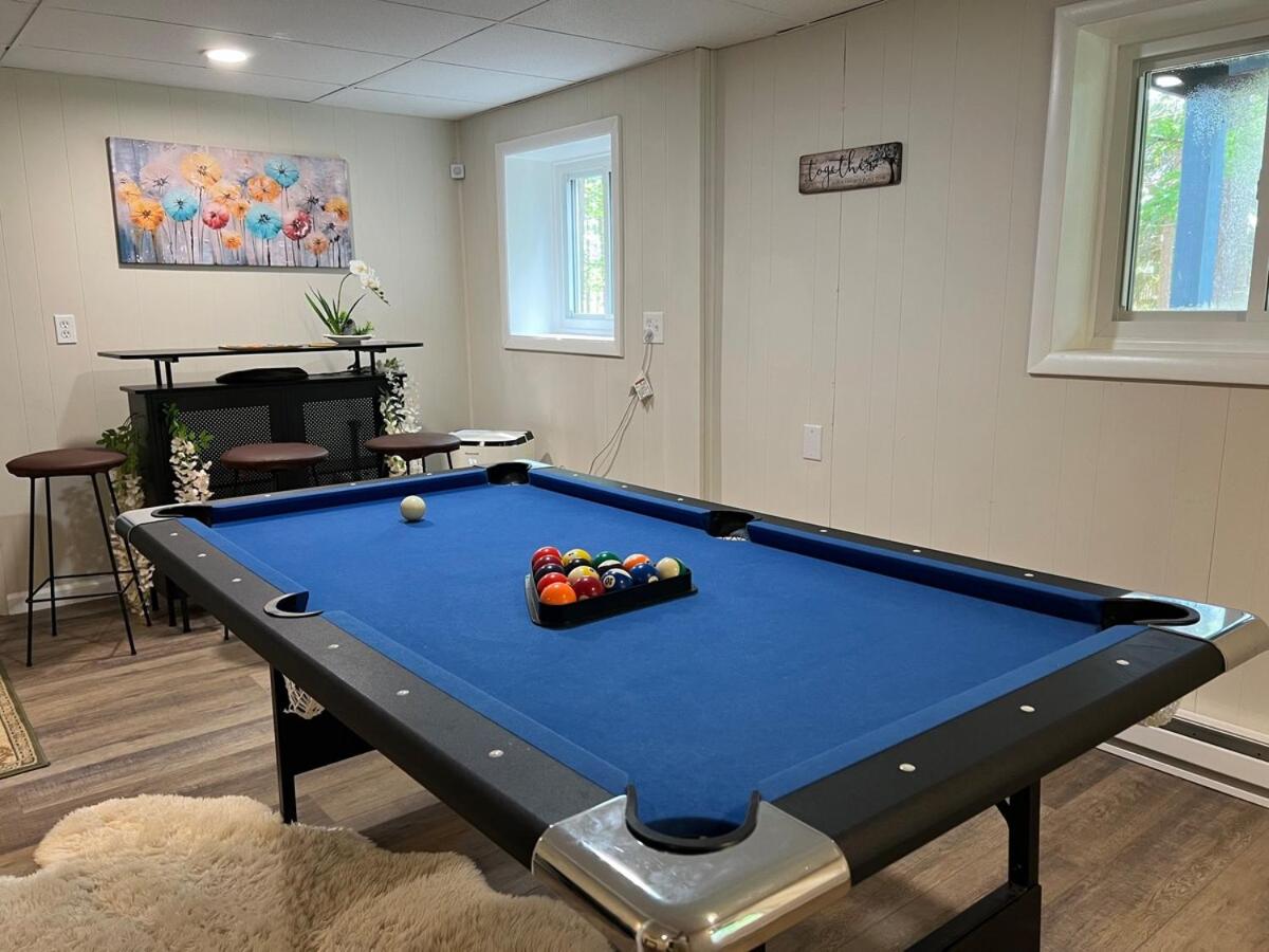Evergreen Escapes 4 BR with Game Room, Firepit near Kalahari and Camelback