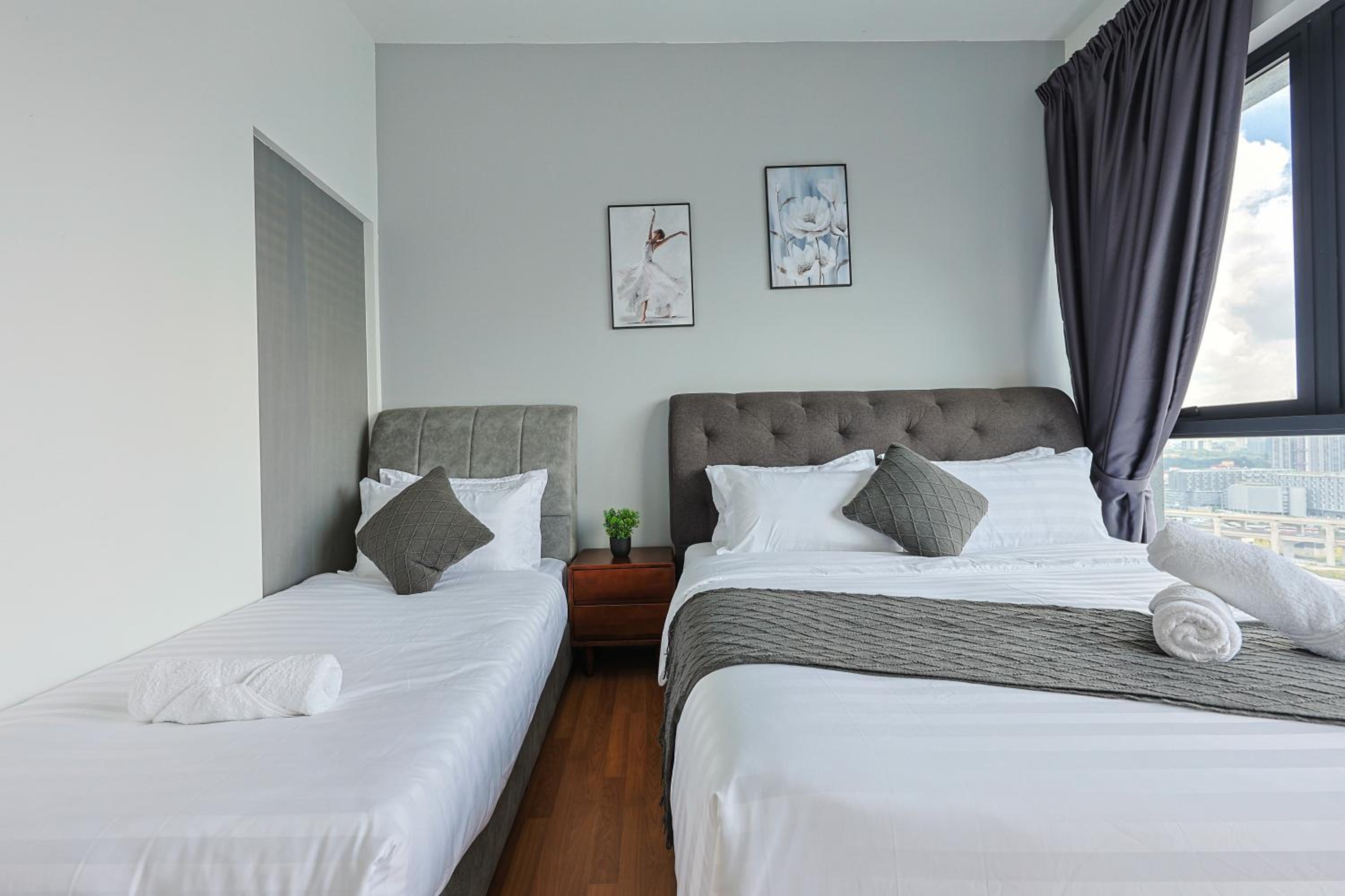 V Residence Sunway Velocity Kuala Lumpur by Vivid Stay