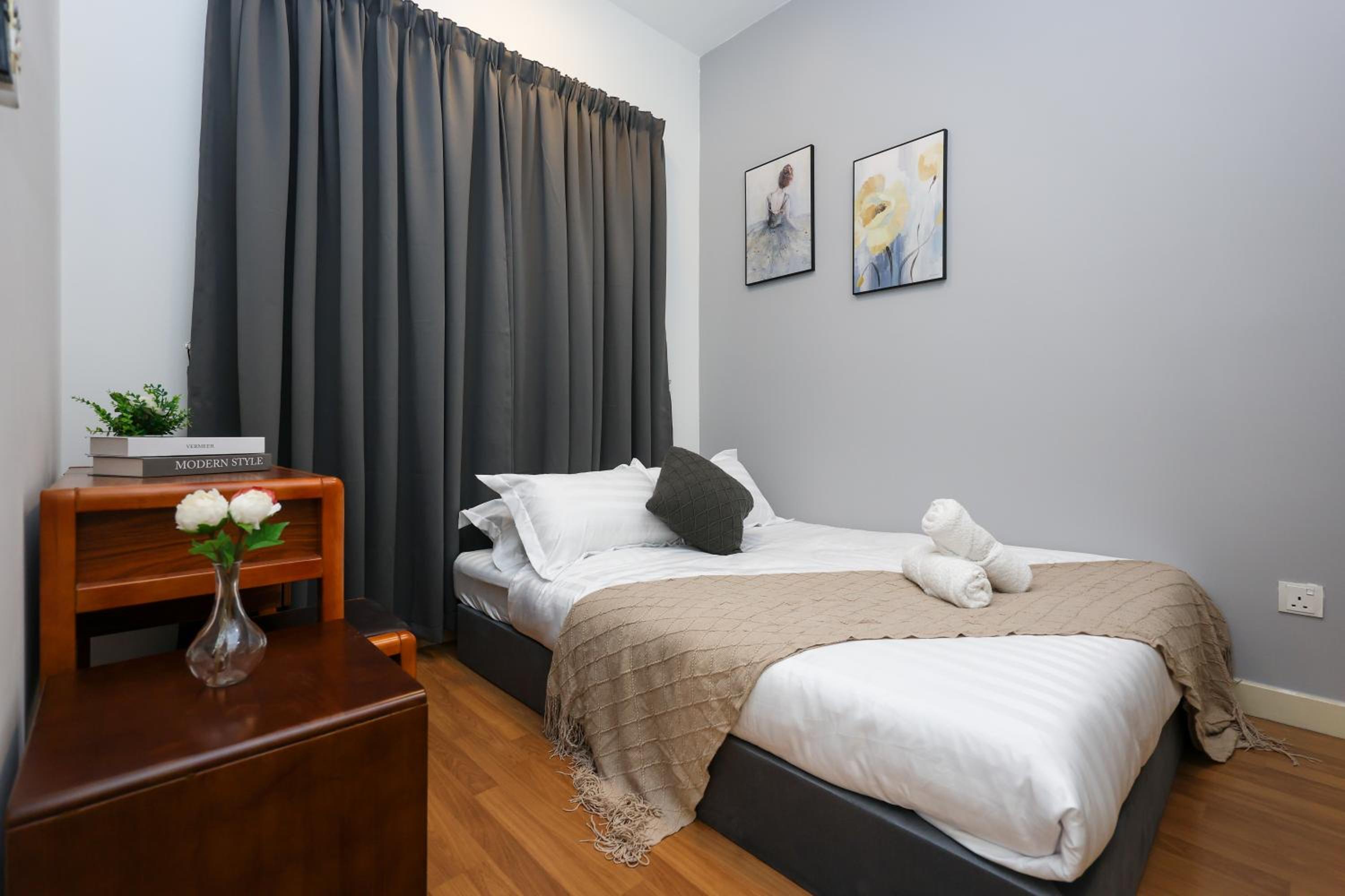 V Residence Sunway Velocity Kuala Lumpur by Vivid Stay