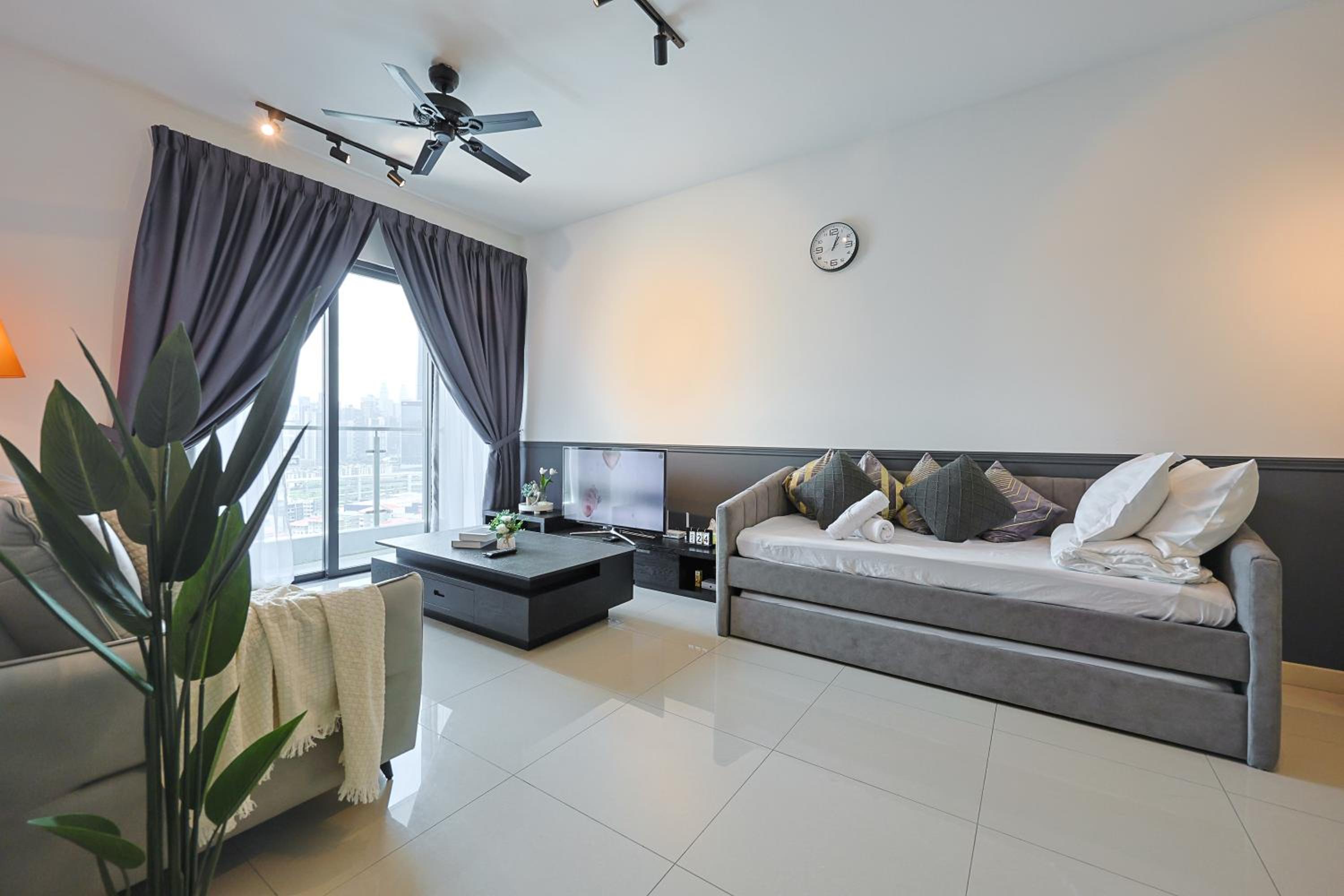 V Residence Sunway Velocity Kuala Lumpur by Vivid Stay
