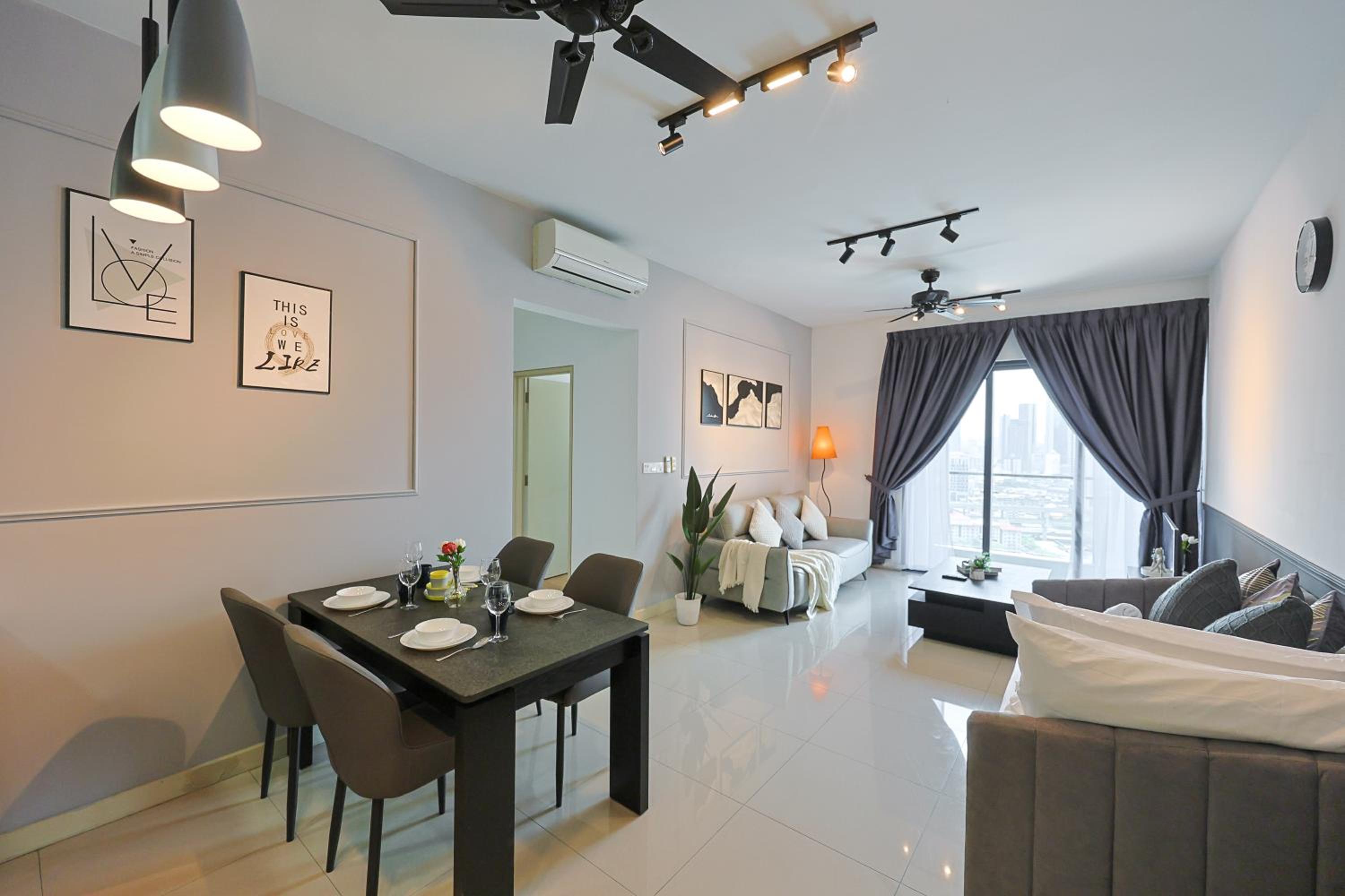 V Residence Sunway Velocity Kuala Lumpur by Vivid Stay
