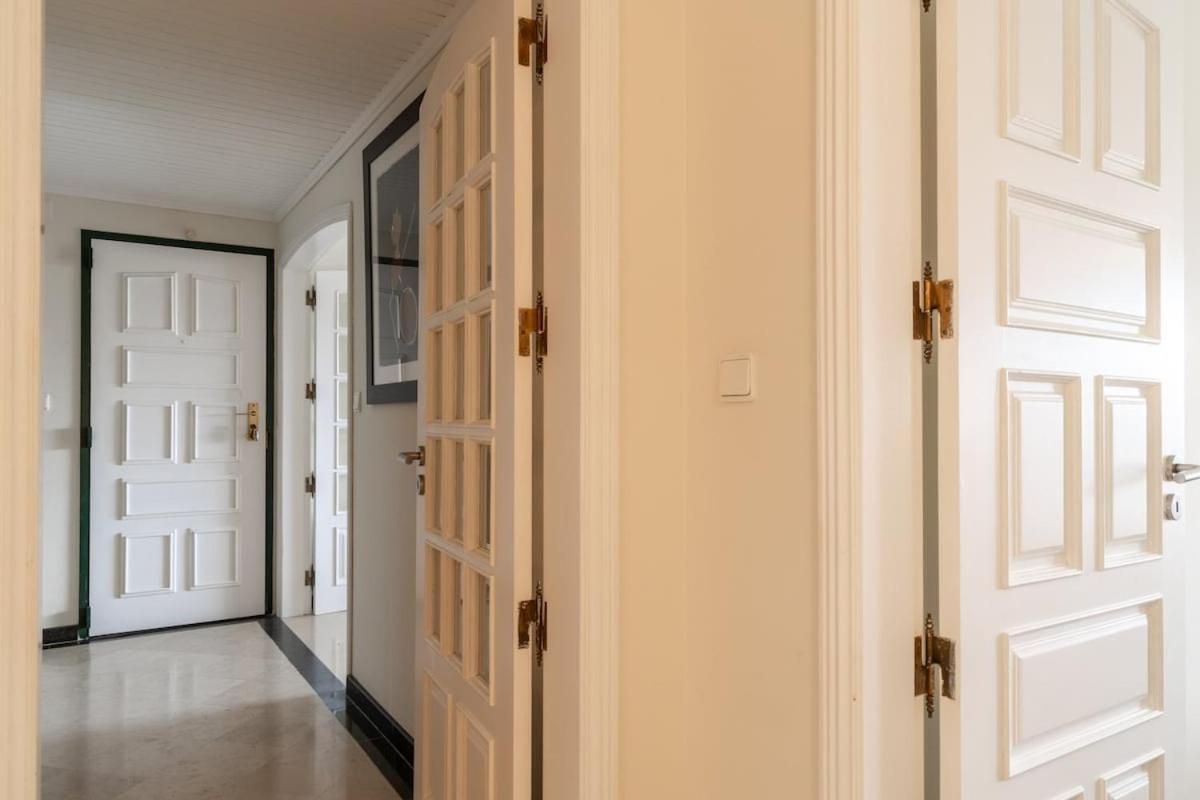 Luxury apartment in Monte Estoril