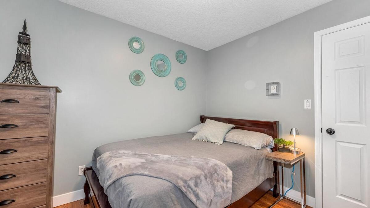 Knockan Hill Rentals - Ground Floor Suite