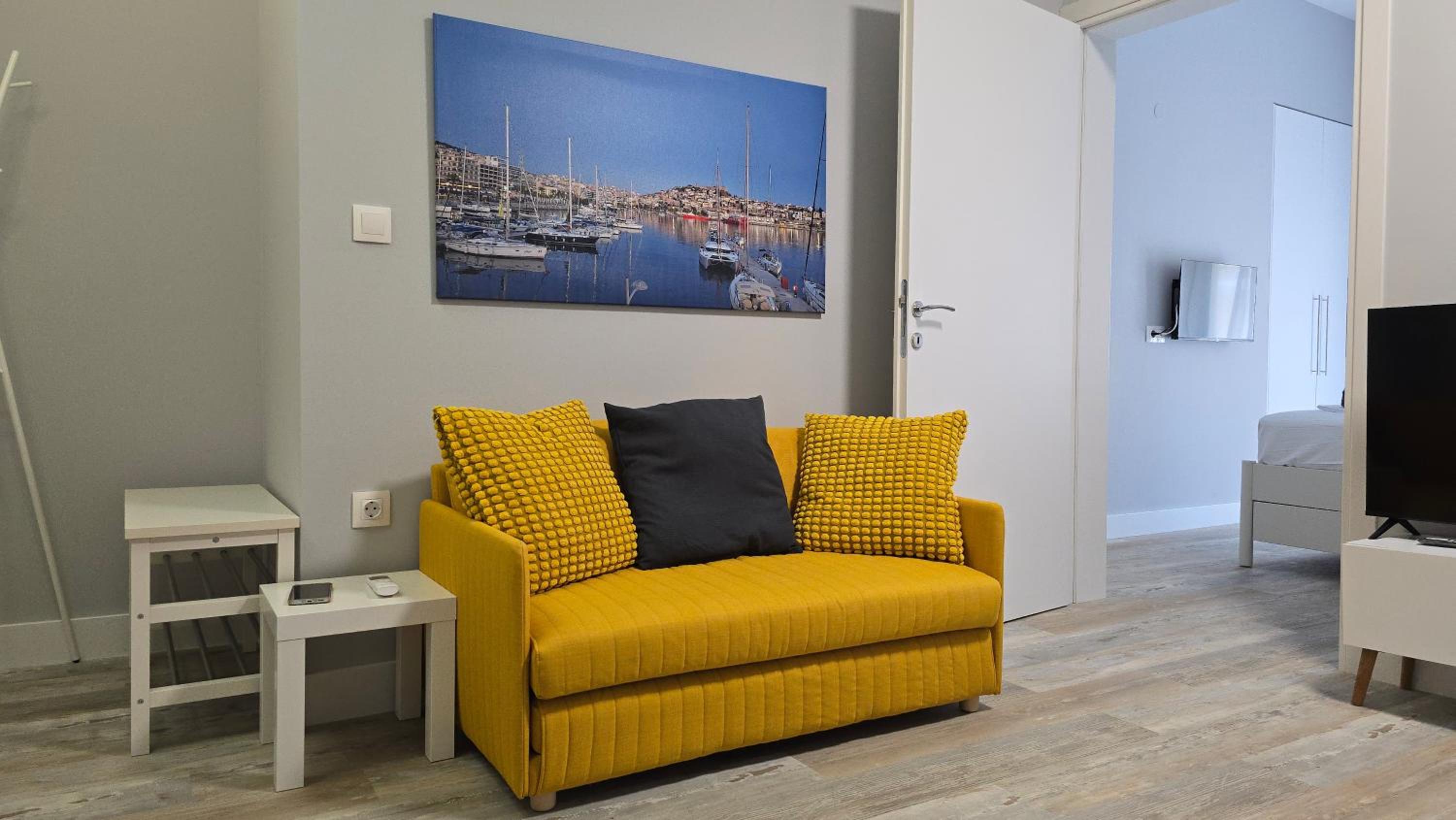 KYANA Luxury KVA
