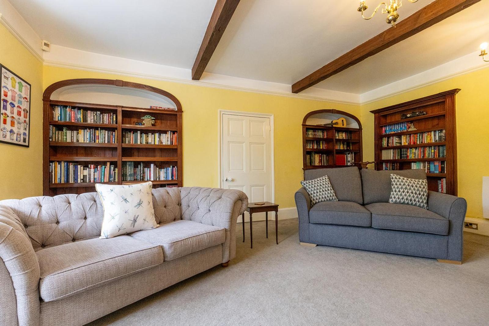 RAYGILL HOUSE - Spacious Family Retreat in Scenic North Yorkshire - Hot tub hire available