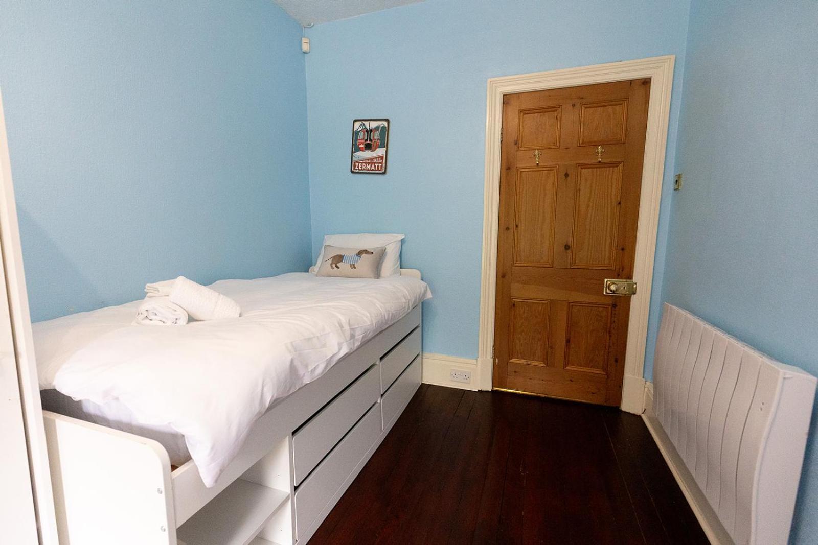 RAYGILL HOUSE - Spacious Family Retreat in Scenic North Yorkshire - Hot tub hire available