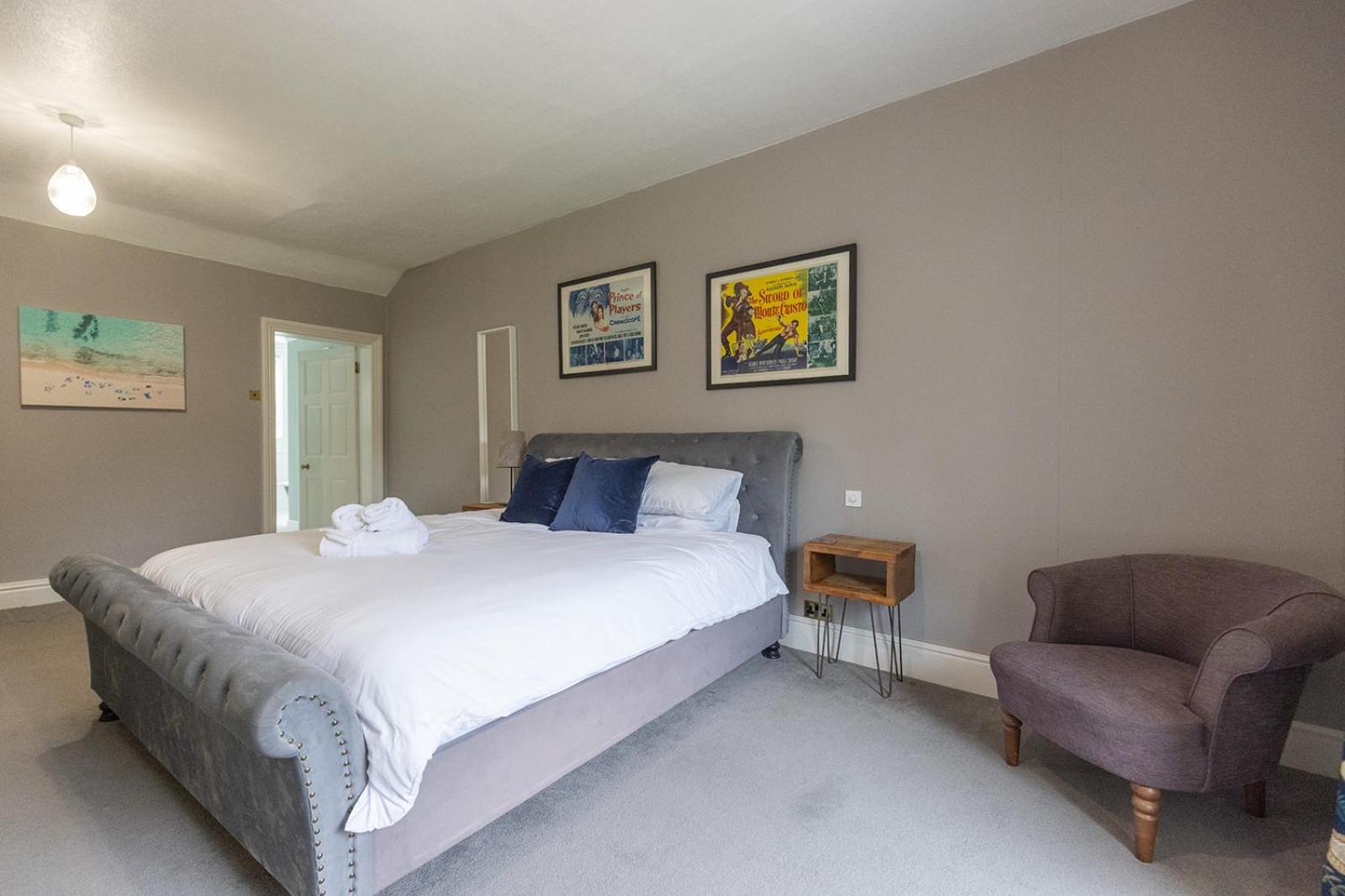 RAYGILL HOUSE - Spacious Family Retreat in Scenic North Yorkshire - Hot tub hire available