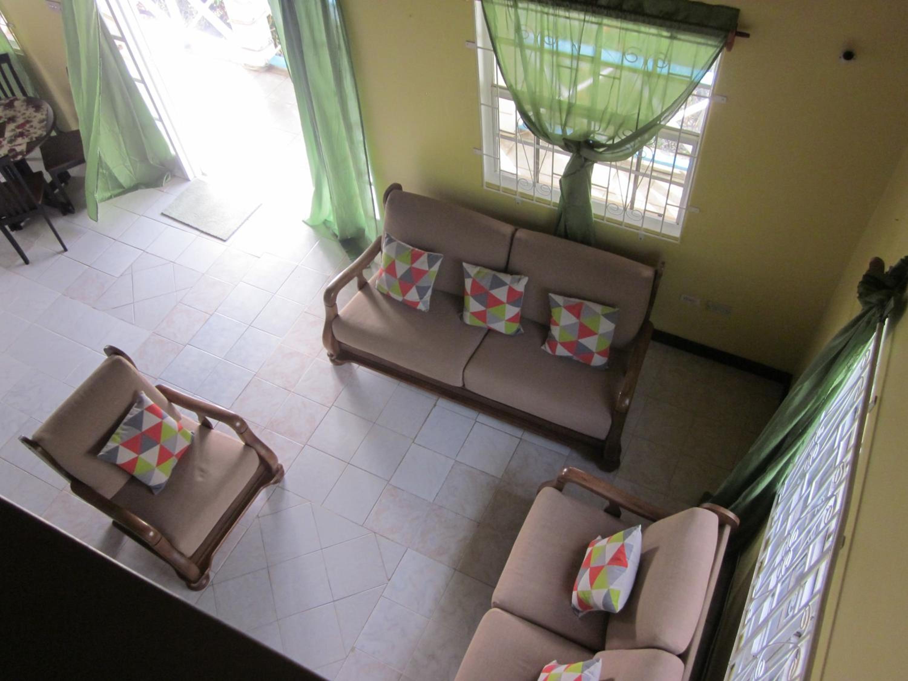 Buttercup Cottage Apartments
