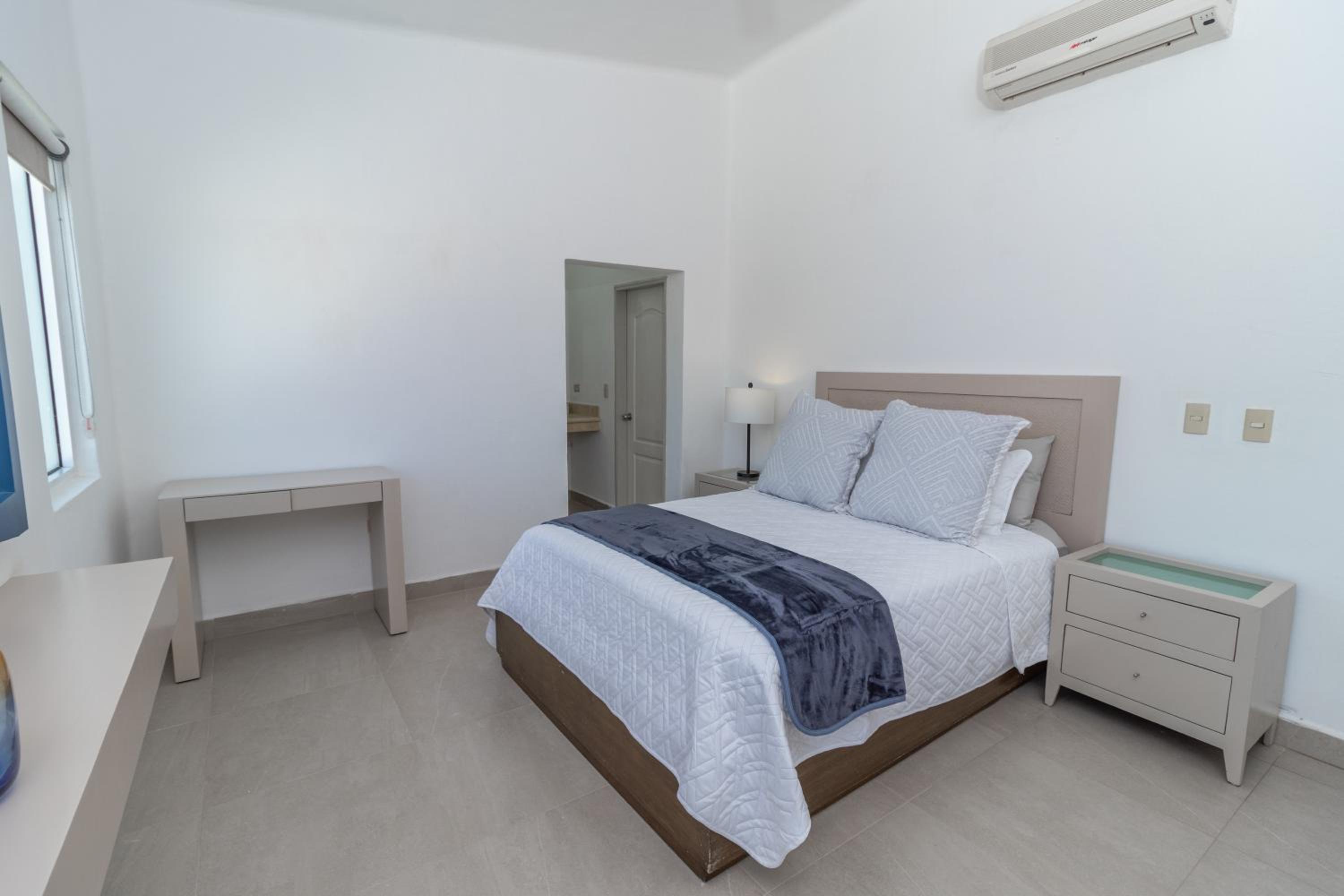 Dome Getaway - Pool, Ocean View & Beach Access