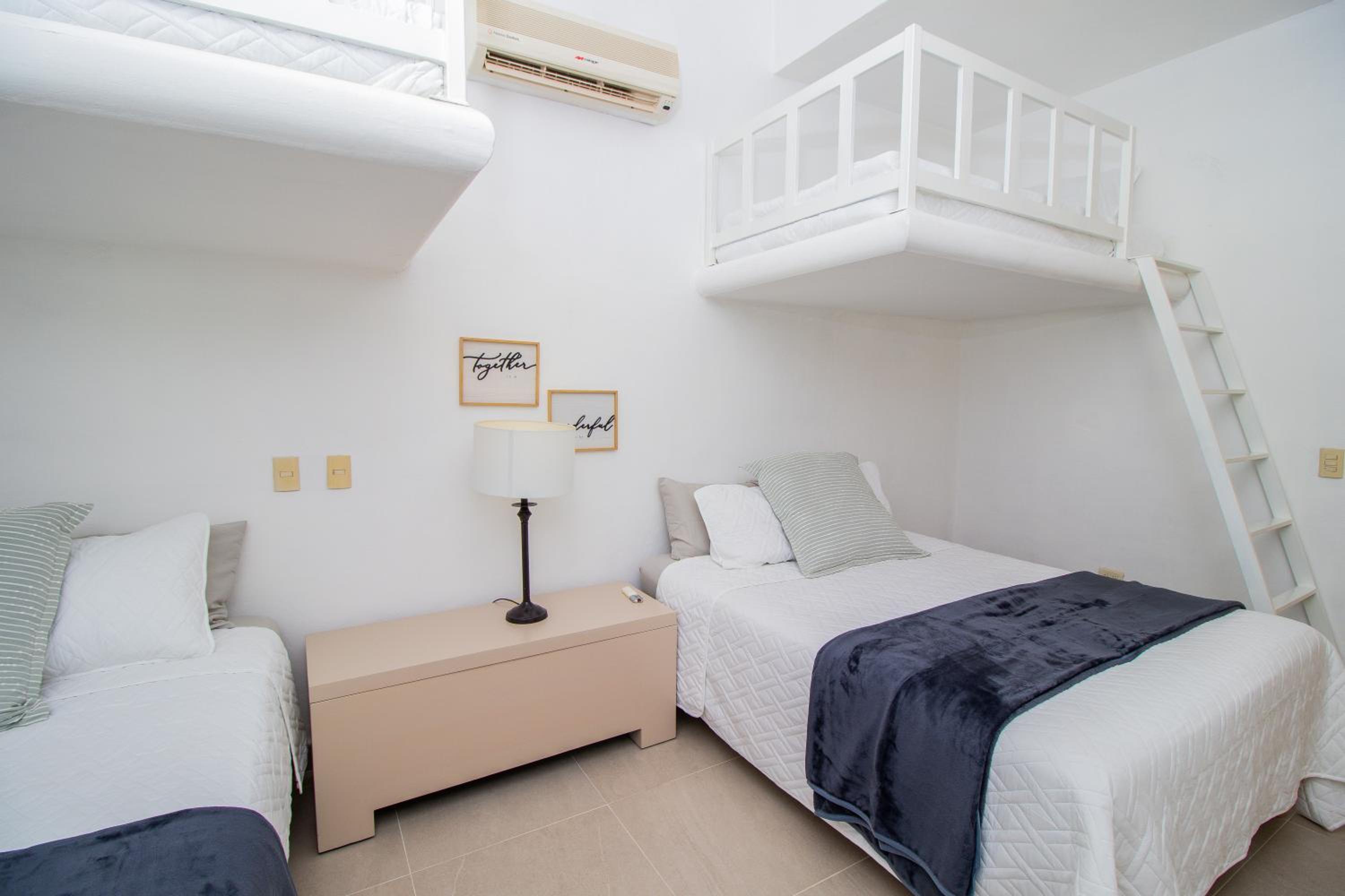 Dome Getaway - Pool, Ocean View & Beach Access